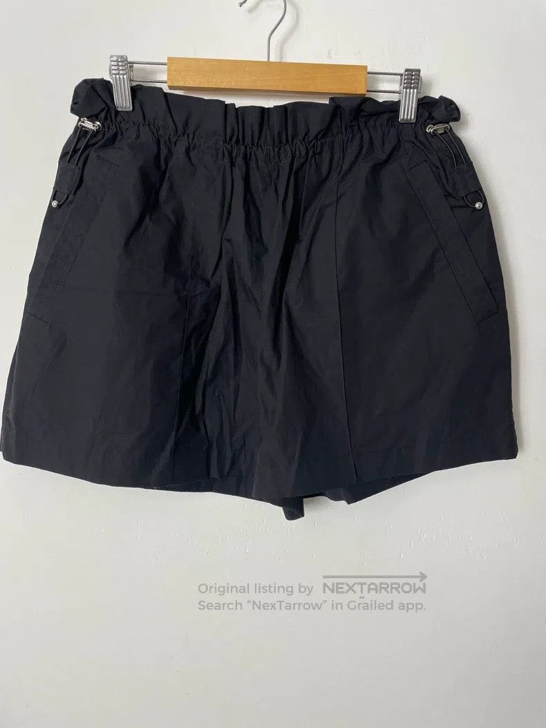 Hermes Hermes Black Ruffle Shorts Size 25" / US 0 / IT 36 - 1 Thumbnail