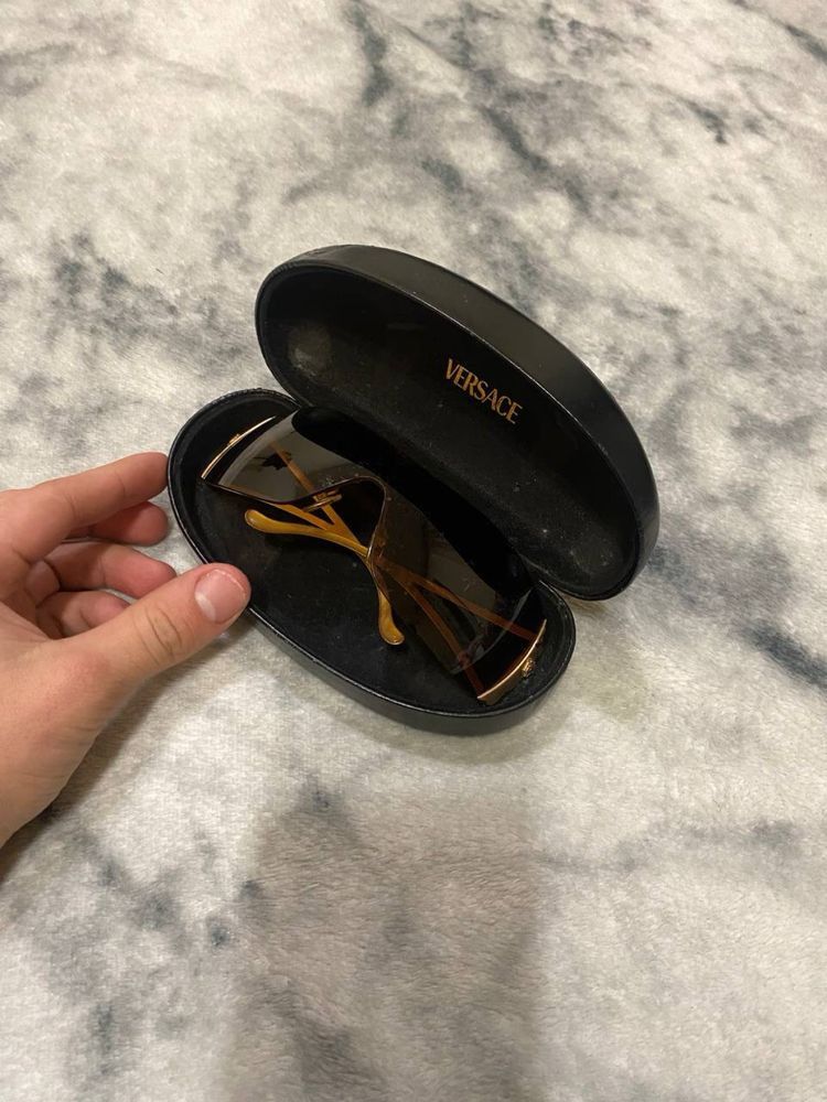 Versace Versace 2034 Vintage Golden Sunglasses Size ONE SIZE - 2 Thumbnail