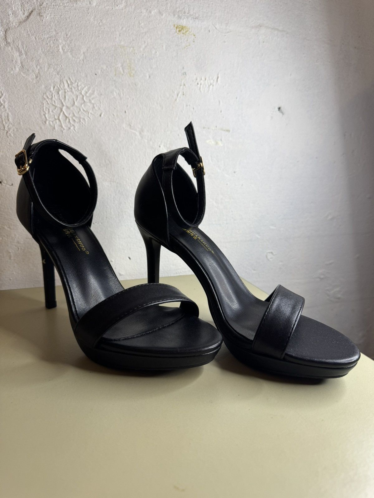 Other Yantuchuanshuo Black Highheels Size US 5 / IT 35 - 2 Thumbnail