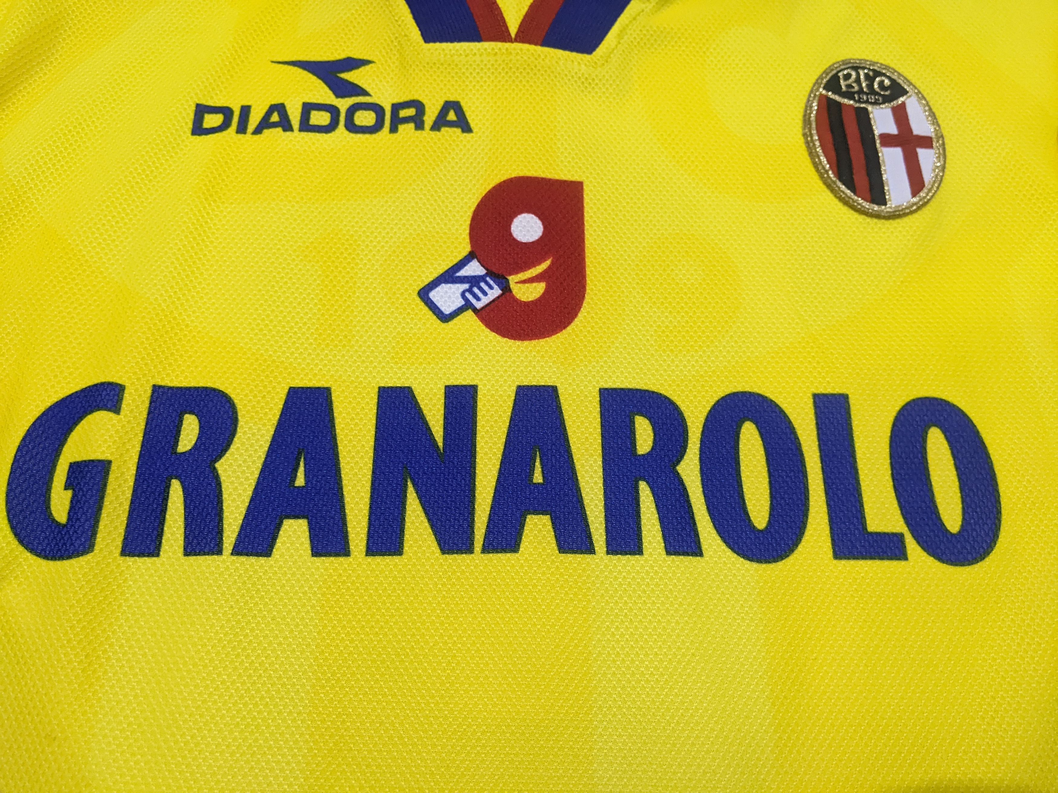 Diadora Jersey Brescia 1998-99 third luca Baggio football shirt Size US L / EU 52-54 / 3 - 6 Thumbnail