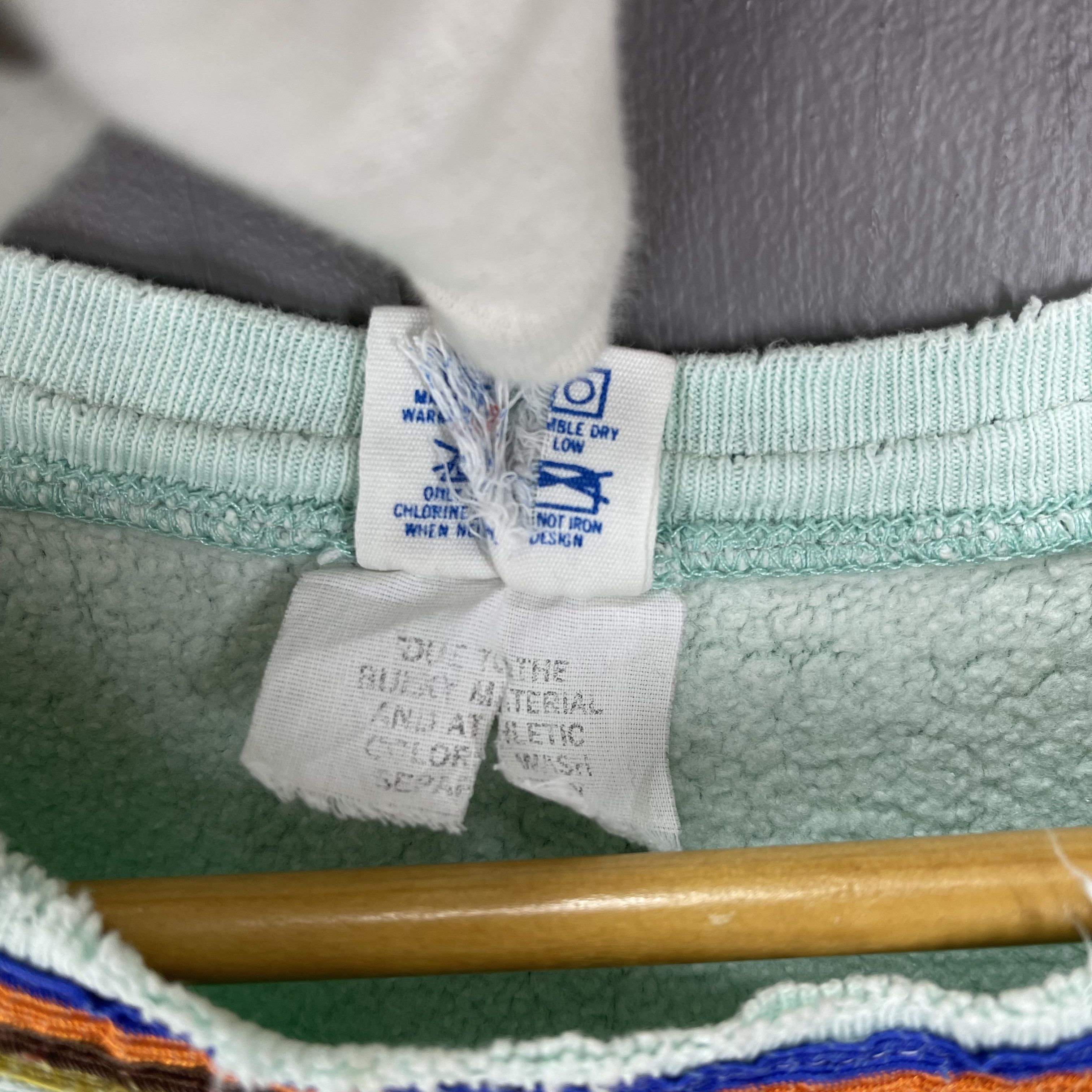 Champion 90s Vintage CHAMPION REVERSE WEAVE Sweatshirt #1719/06 Size US M / EU 48-50 / 2 - 13 Thumbnail