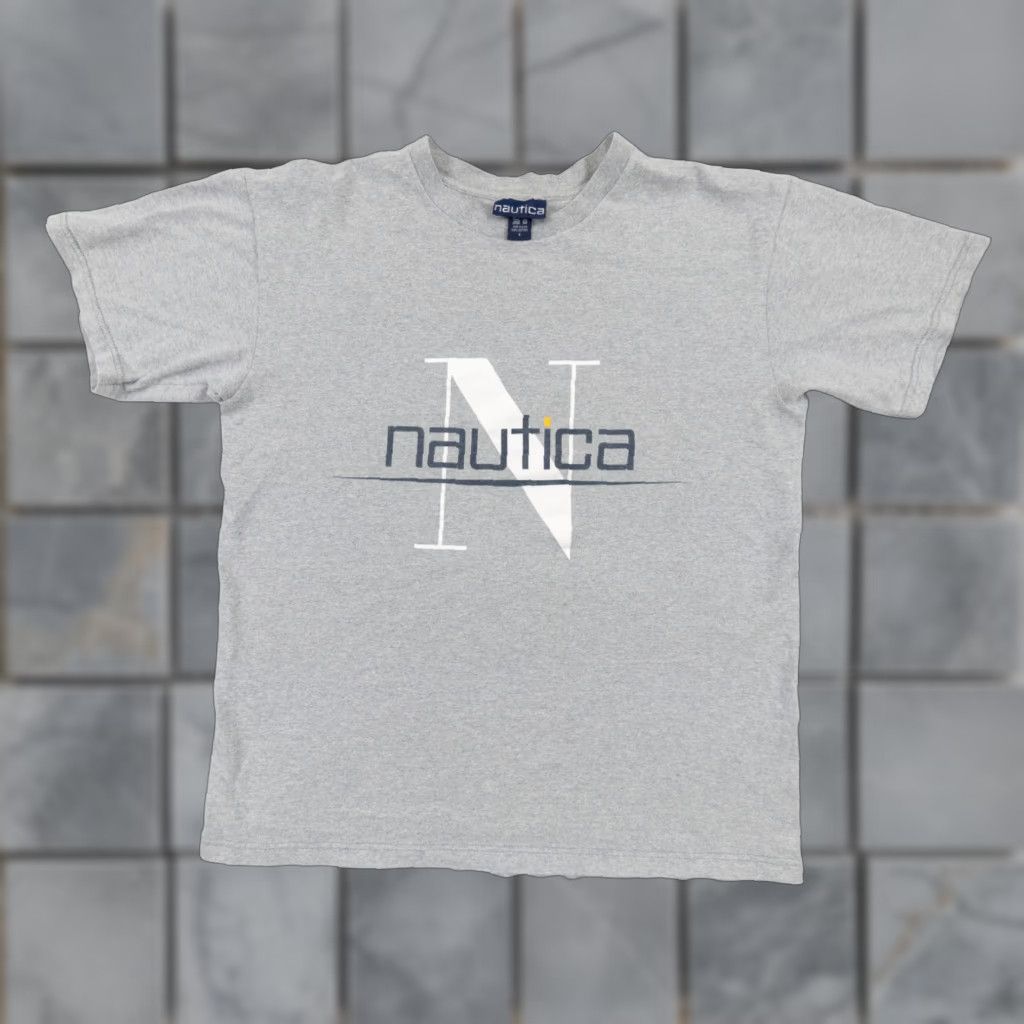 Nautica VINTAGE Nautica Shirt Adult Small Oversized Gray Short Sleeve Crew Neck Logo Tee Unisex All Seasons 90s Mens Womens Size US S / EU 44-46 / 1 - 1 Thumbnail