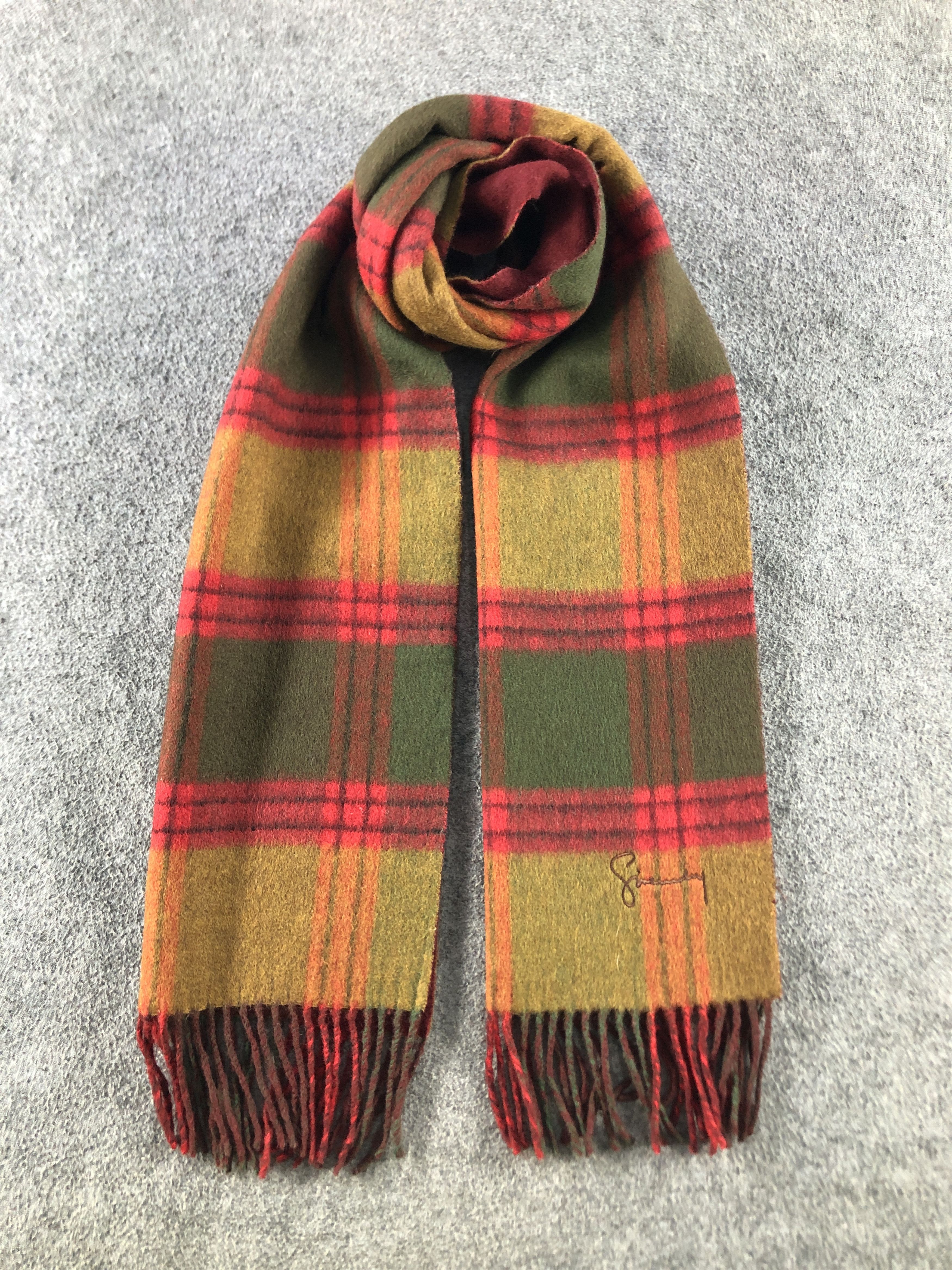 Vintage Givenchy Scarf / Muffler / Neckwear P794 Size ONE SIZE - 1 Thumbnail