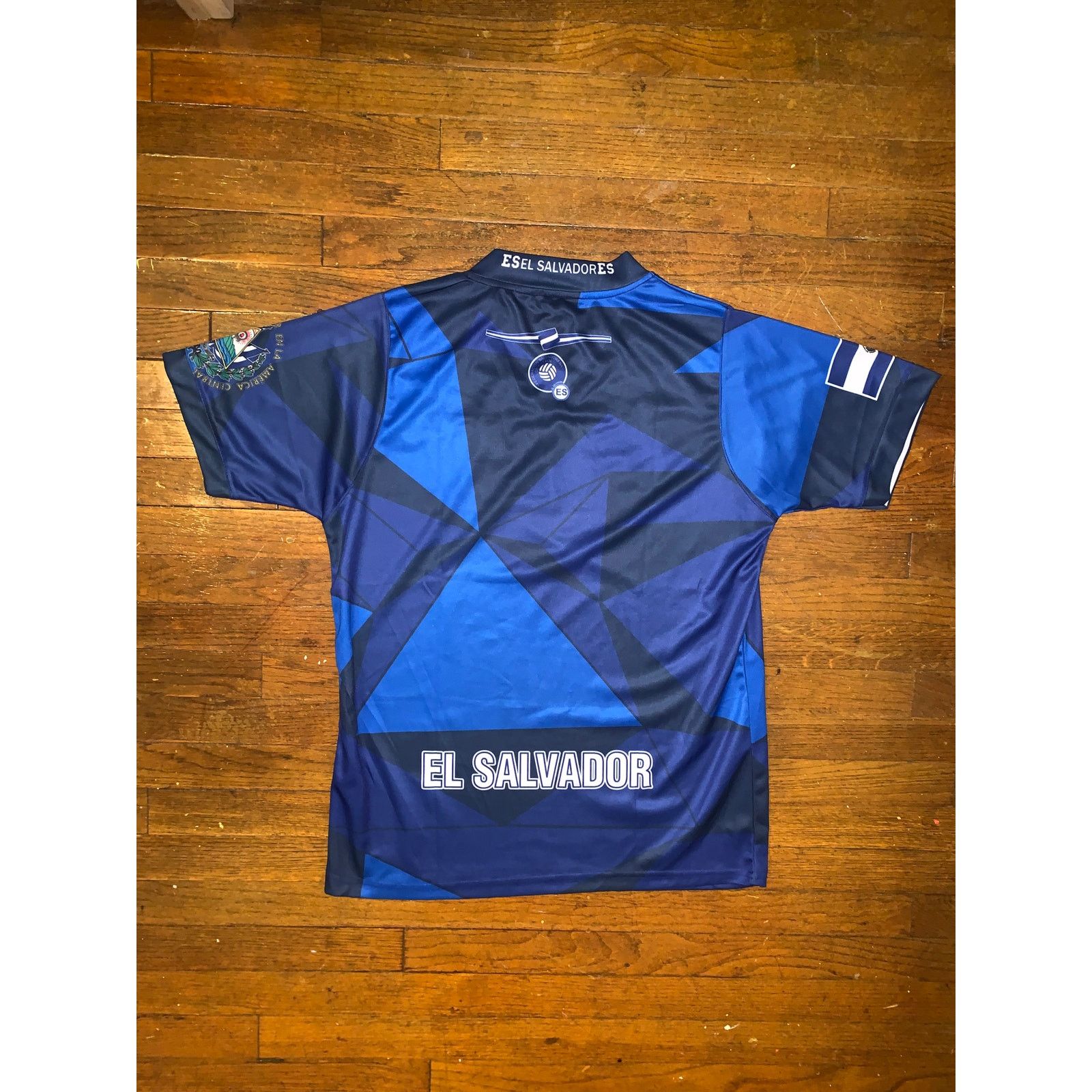 Other El Salvador National Team Blue Soccer Jersey Large Size US XL / EU 56 / 4 - 7 Thumbnail