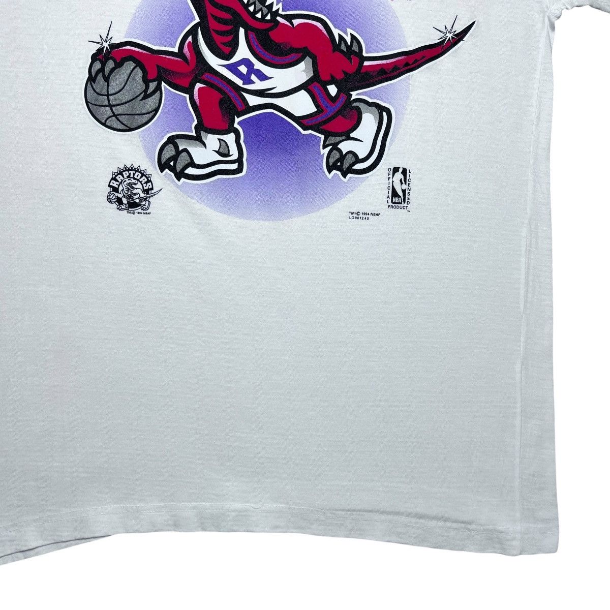 Logo 7 Vintage 1994 NBA Toronto Raptors Logo 7 Big Print T-Shirt Size US L / EU 52-54 / 3 - 7 Thumbnail