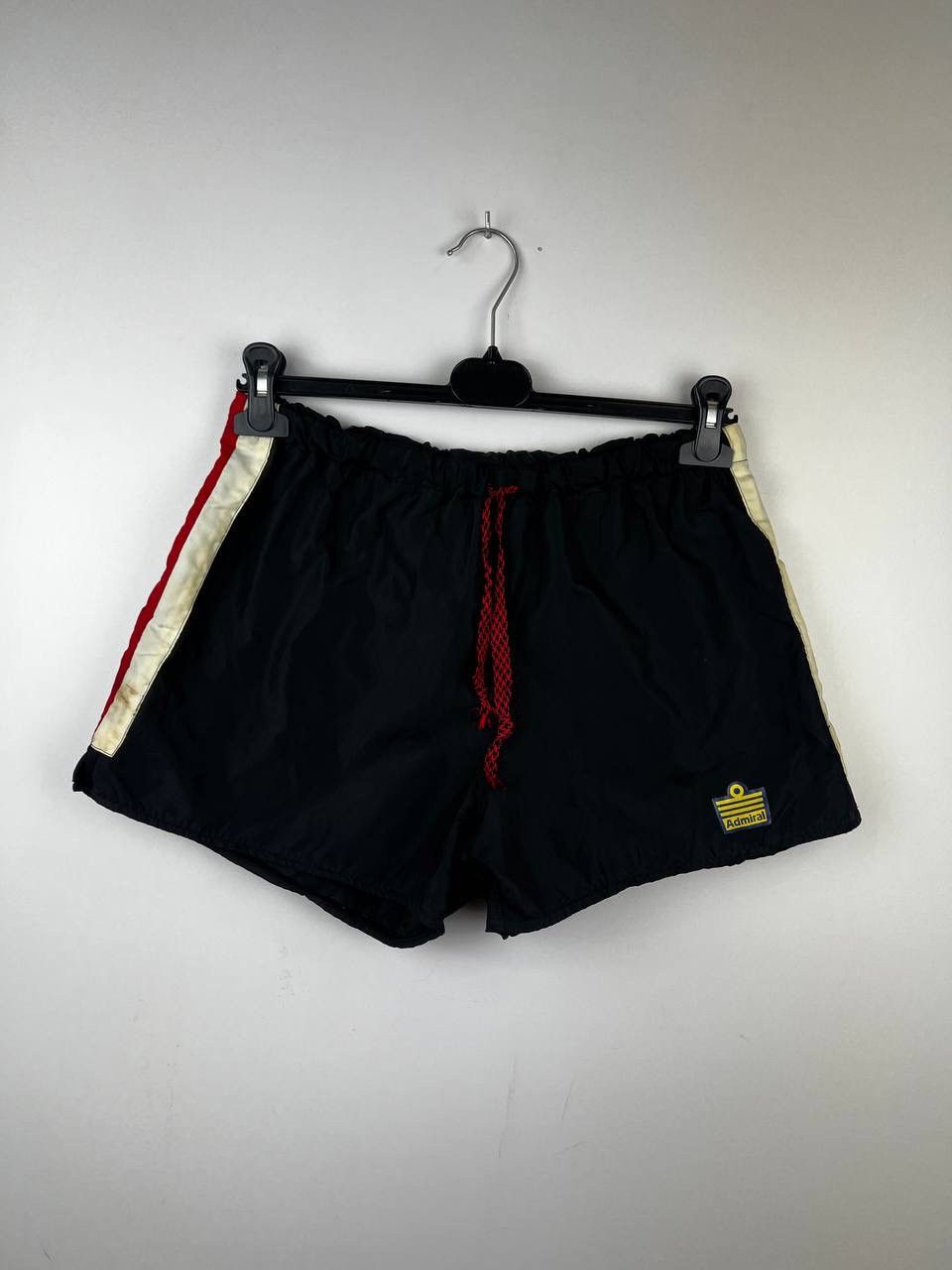 Manchester United Admiral 80s vintage shorts size 32