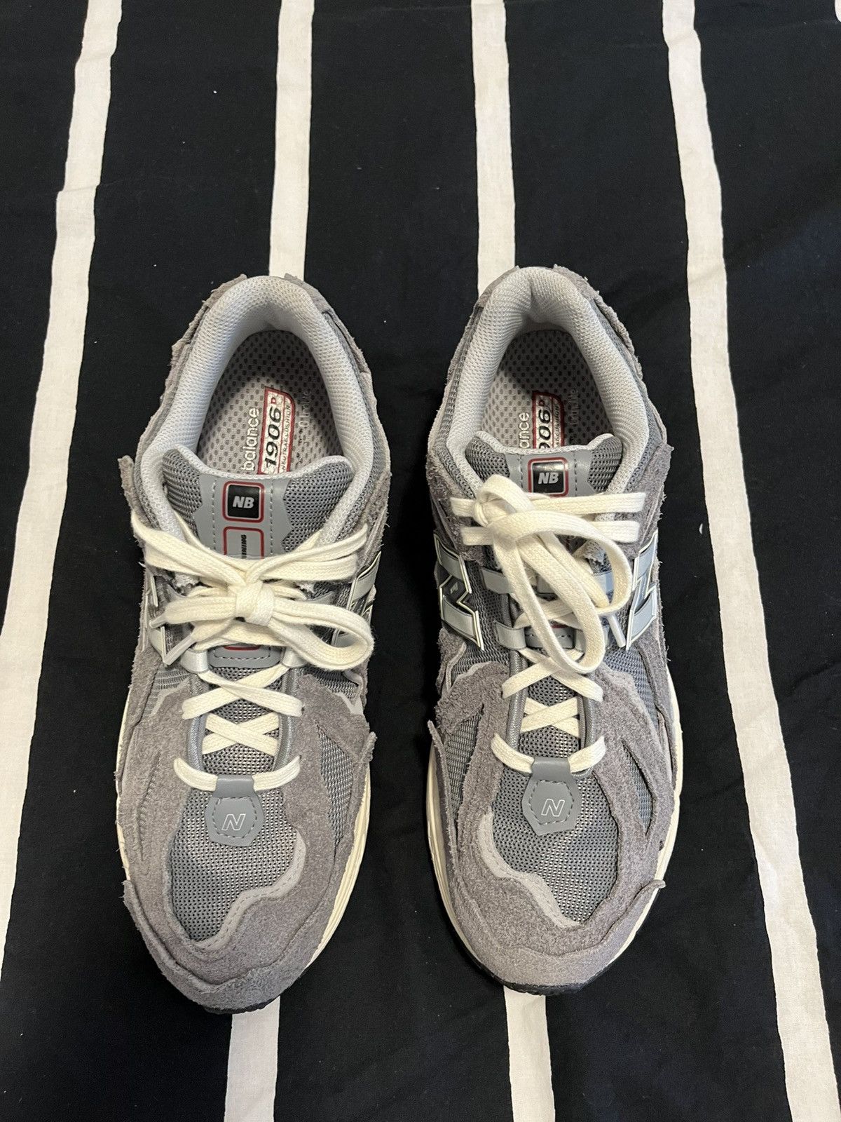 New Balance New Balance 1906R Protection Pack Mens Size US 10.5 / EU 43-44 - 1 Thumbnail