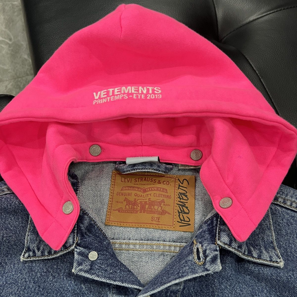 Levi's × Vetements Vetements Size US L / EU 52-54 / 3 - 16 Thumbnail