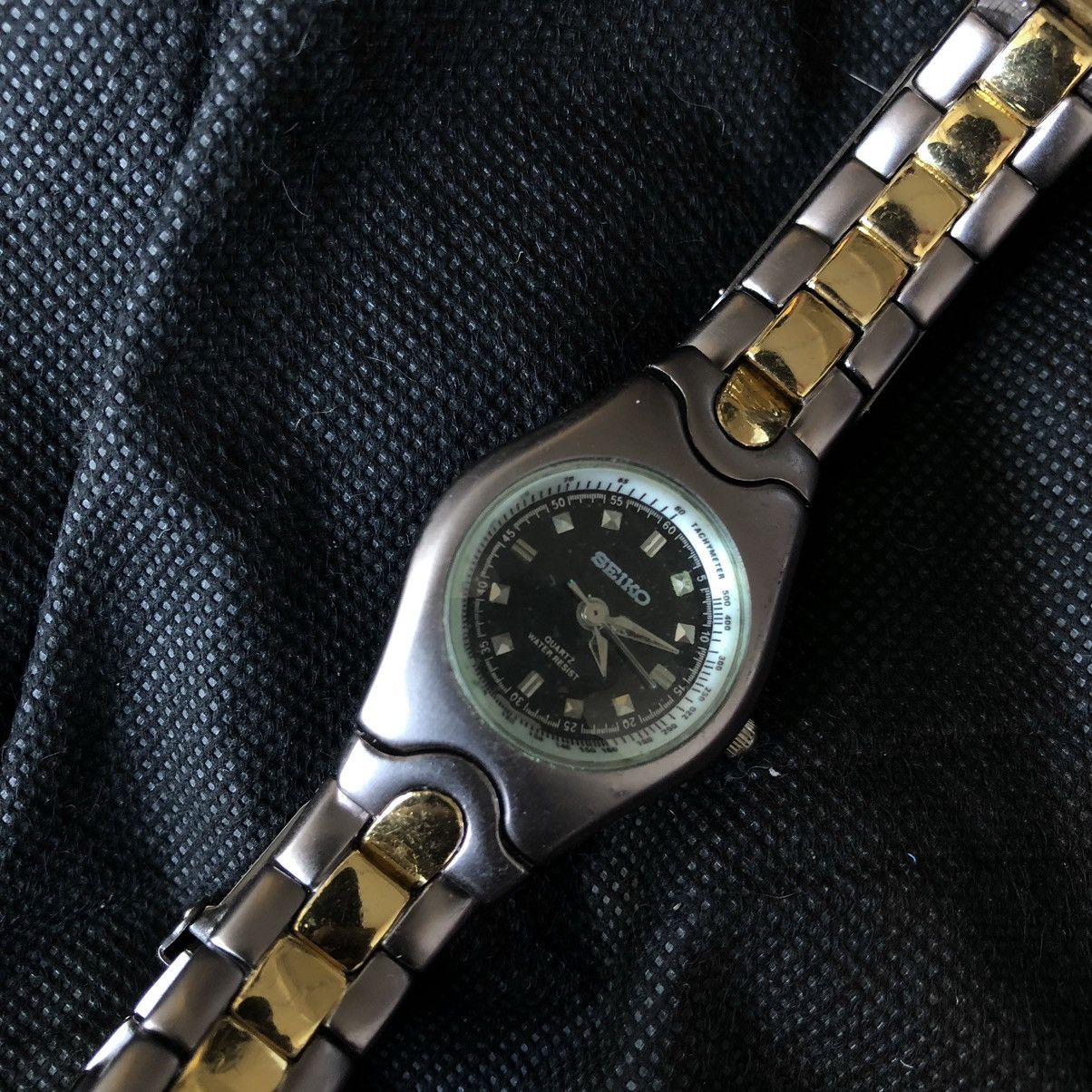Jewelry Vintage Watch 2000s Seiko Alien Black Dial Size ONE SIZE - 4 Thumbnail