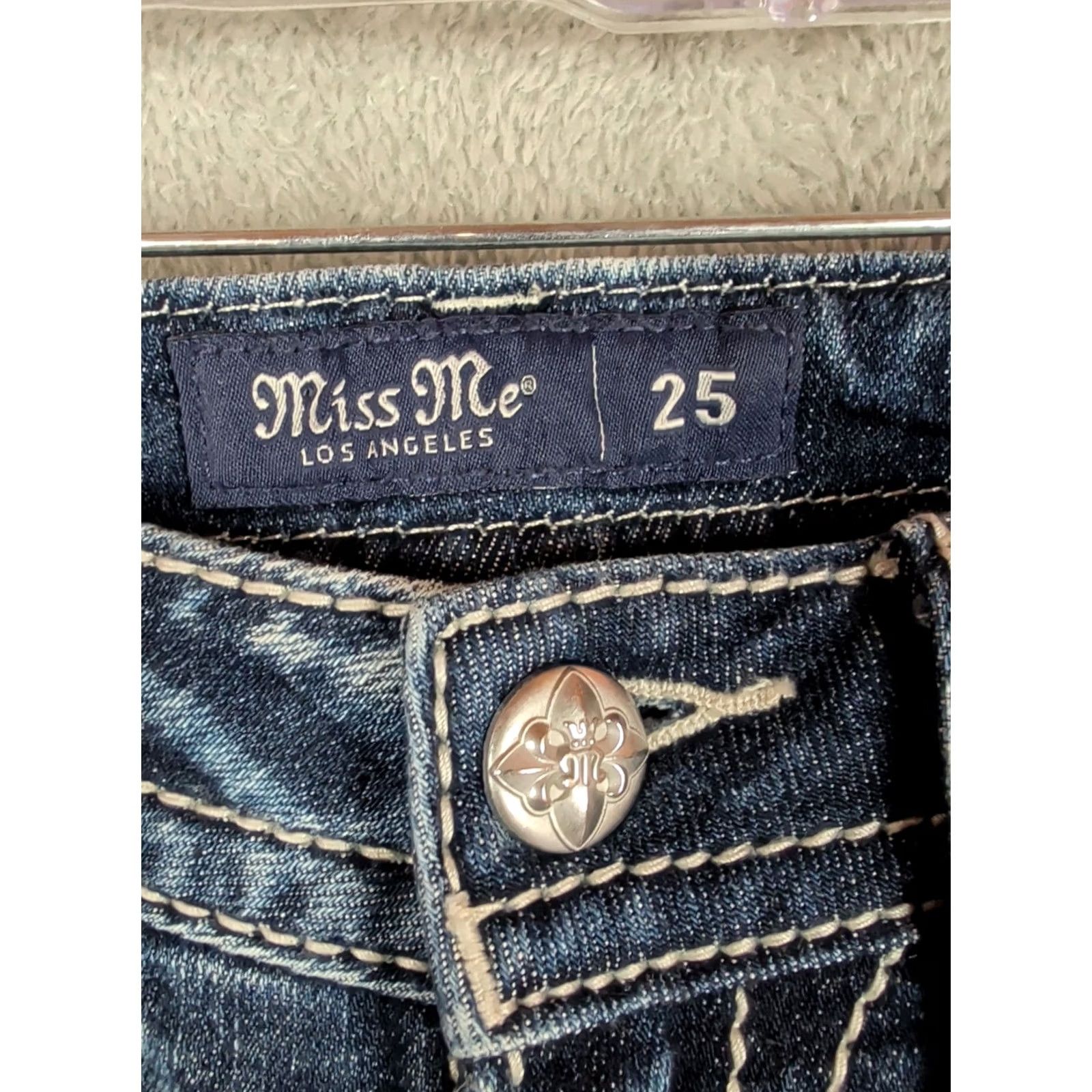 Miss Me Miss Me Jeans Rhinestone Stars And Stripes Mid Rise Ankle Skinny 25 Blue Womens Shirt? Size 42" / US 20 - 7 Thumbnail