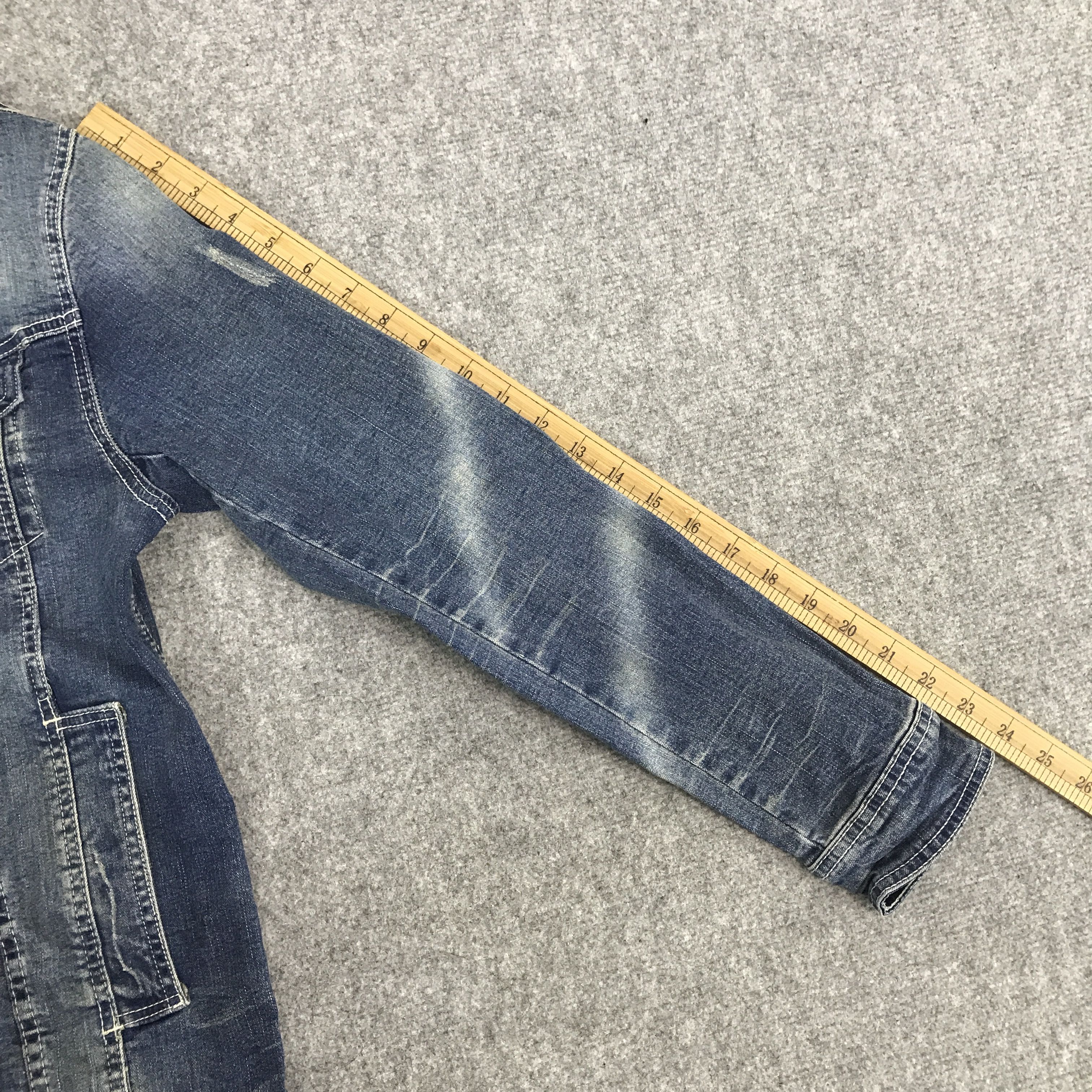 Japanese Brand Gavaria Distressed Button denim jacket Size US L / EU 52-54 / 3 - 6 Thumbnail