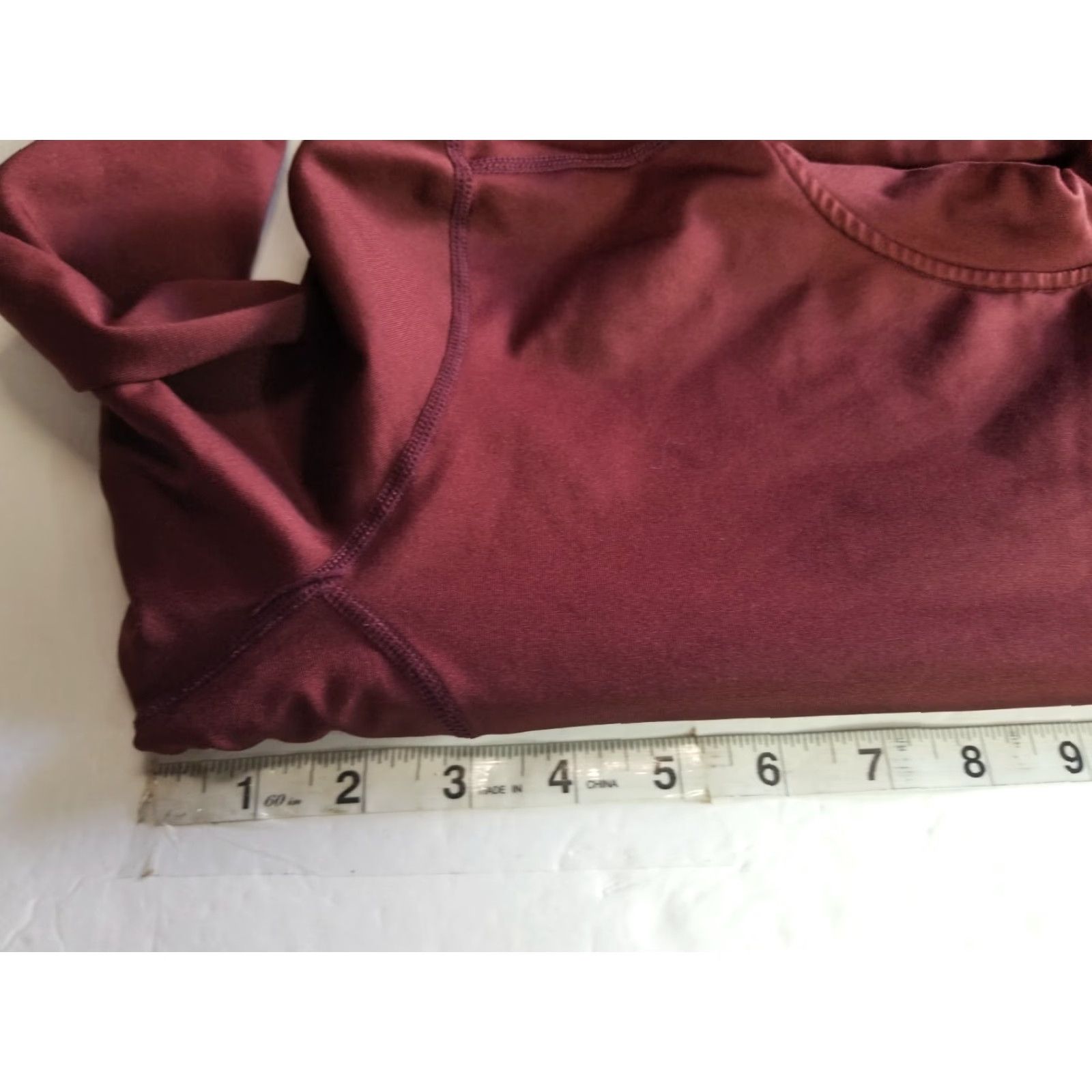 Vintage Baleaf Running Shirt Women's Size Medium Long Sleeve Mock Neck Thermal Fleece Pullover Burgundy Sports Activewear Easy Care Machine Washable Size M / US 6-8 / IT 42-44 - 3 Thumbnail