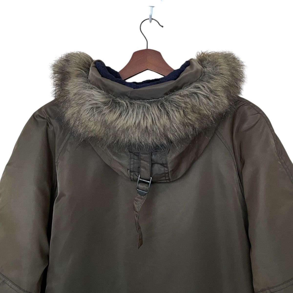Avirex × Vintage Vintage Brand Avirex Fur Parka 1990s Size US L / EU 52-54 / 3 - 4 Thumbnail