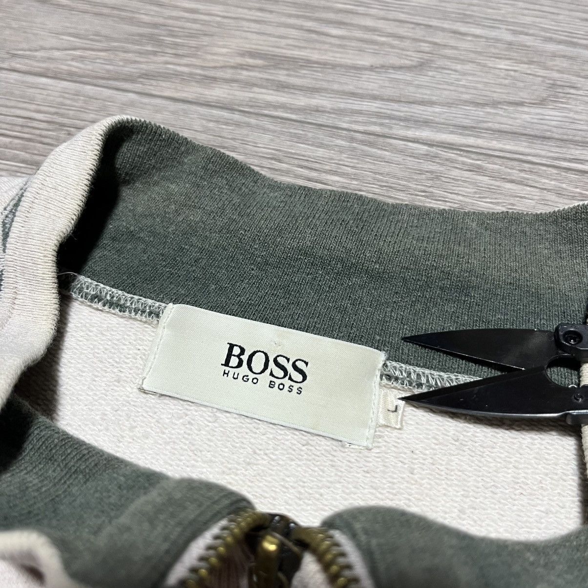 Hugo Boss Hugo Boss Vintage Sweatshirt Sweater 80s Size US L / EU 52-54 / 3 - 6 Thumbnail