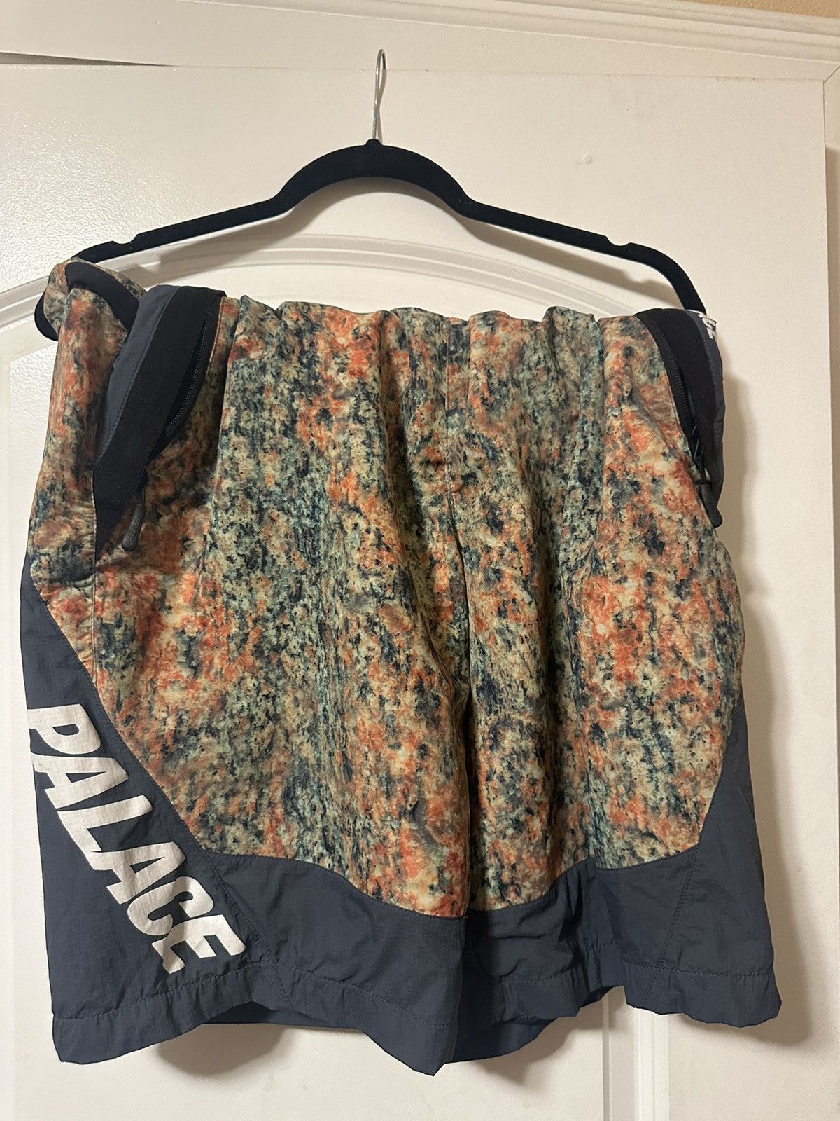 palace skateboards RUN IT SHORT Palace Run-It Shell Short XL