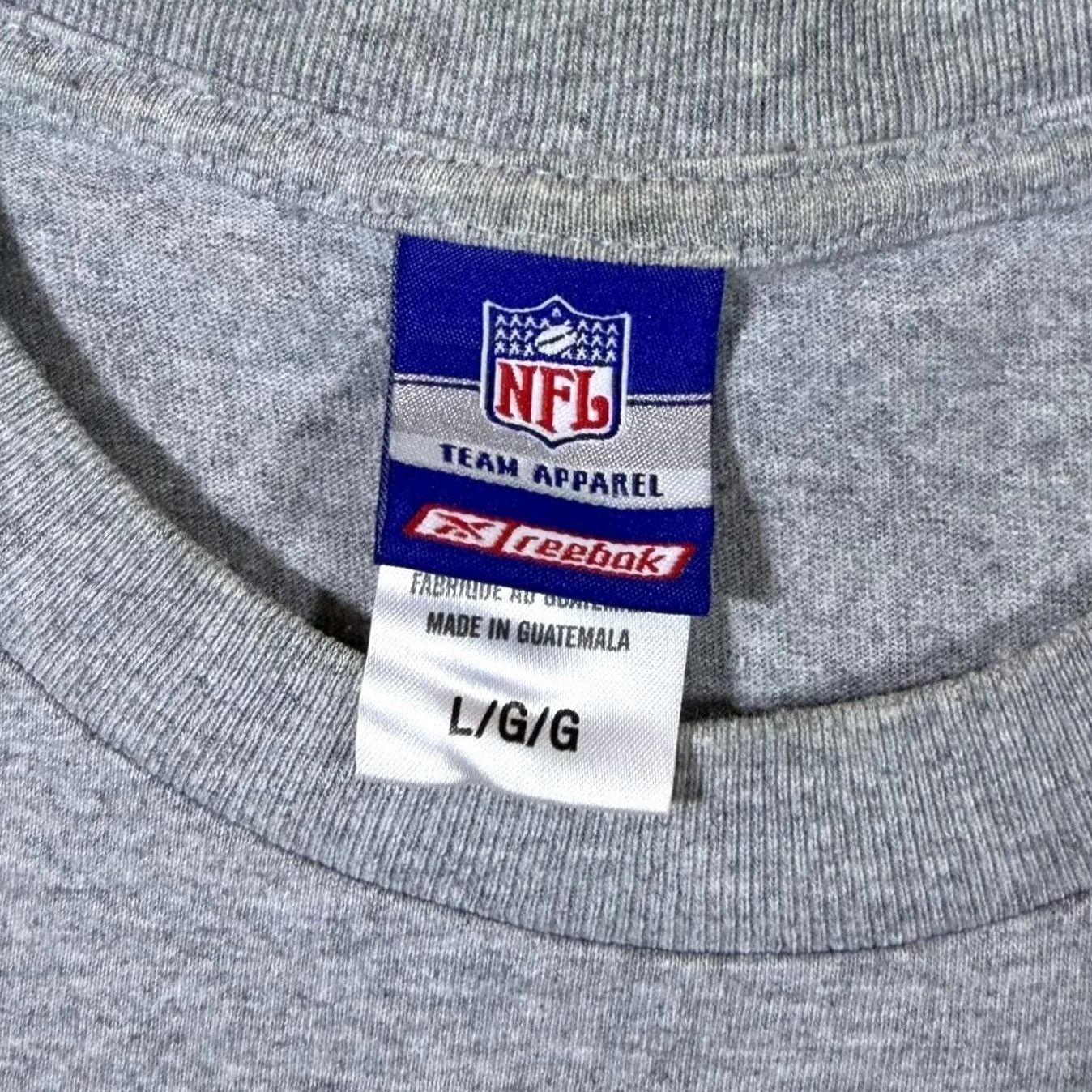 Reebok Reebok NFL Tampa Bay Buccaneers "Super Bowl XXXVII Champions" Grey T-Shirt L Mens Size US L / EU 52-54 / 3 - 3 Thumbnail