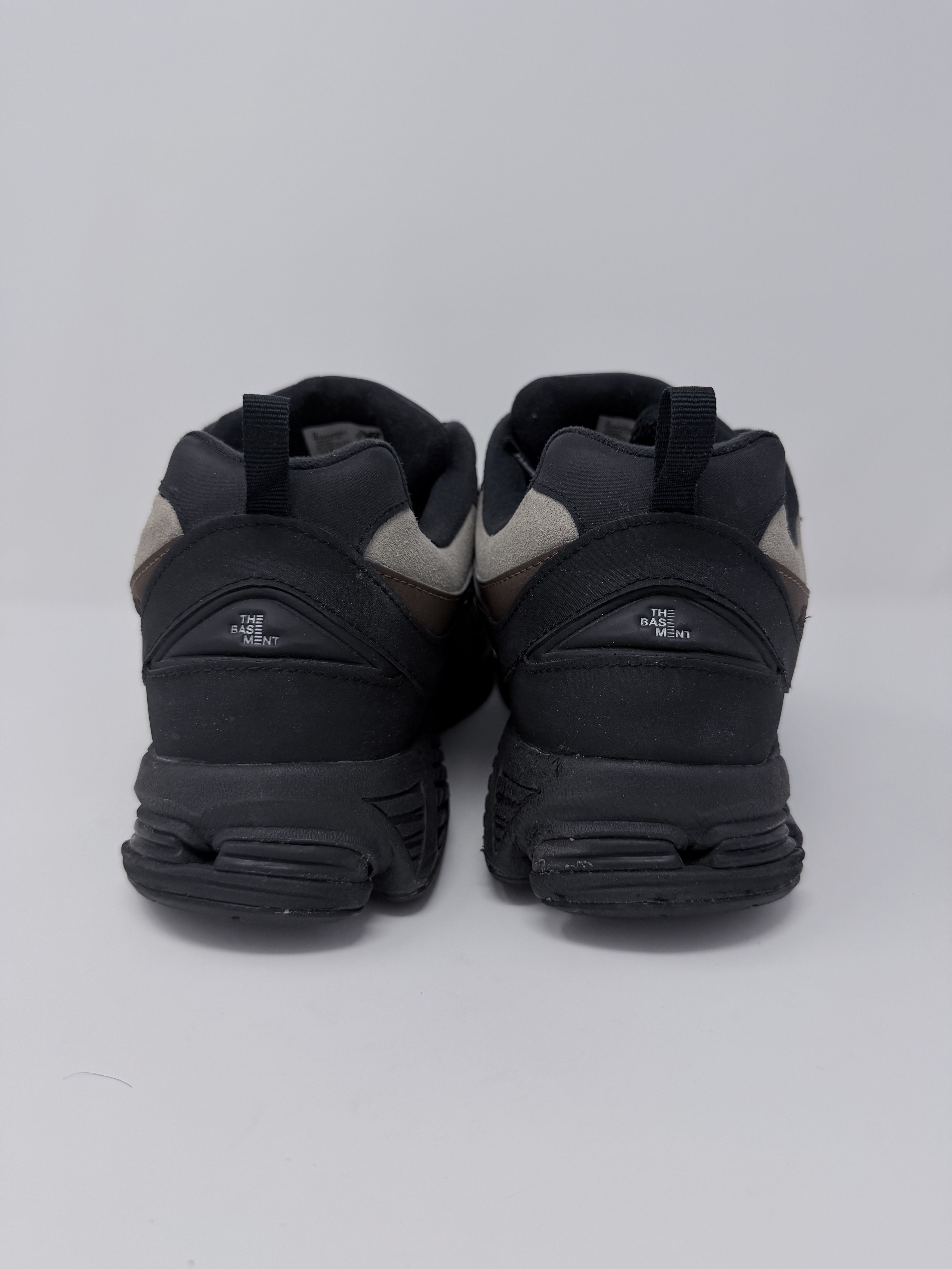 New Balance × The Basement BSMNT New Balance 2002R Earth Brown Basement Size US 11.5 / EU 44-45 - 3 Thumbnail
