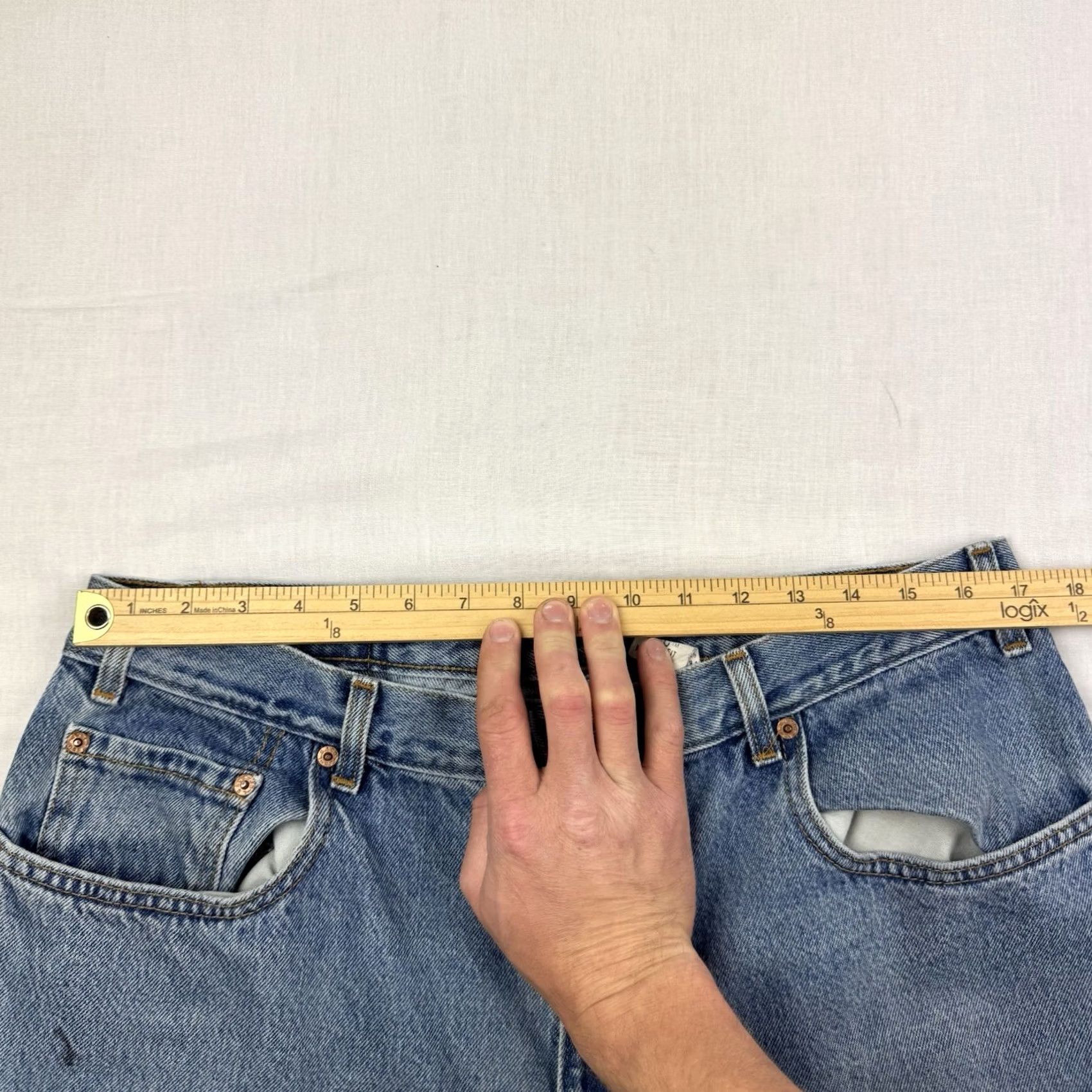 Levi's Vintage Levi'S 560 Jeans Adult Men Blue 38x30 Fit Relaxed Tapered Worn Stains 90s Y2K Size US 38 / EU 54 - 7 Thumbnail