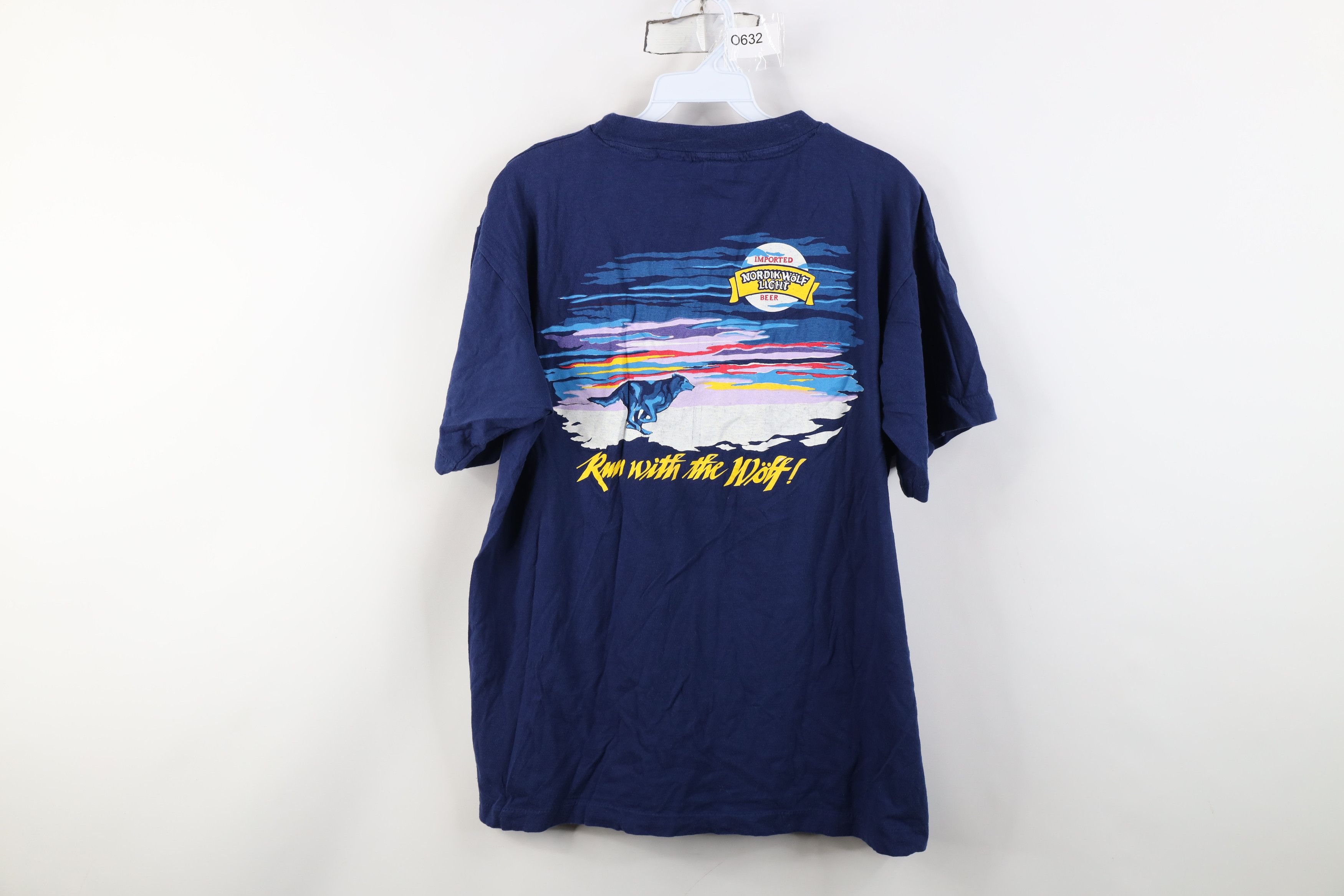 Vintage Vintage 80s Nordik Wolf Light Beer Pocket T-Shirt Cotton Size US M / EU 48-50 / 2 - 1 Thumbnail