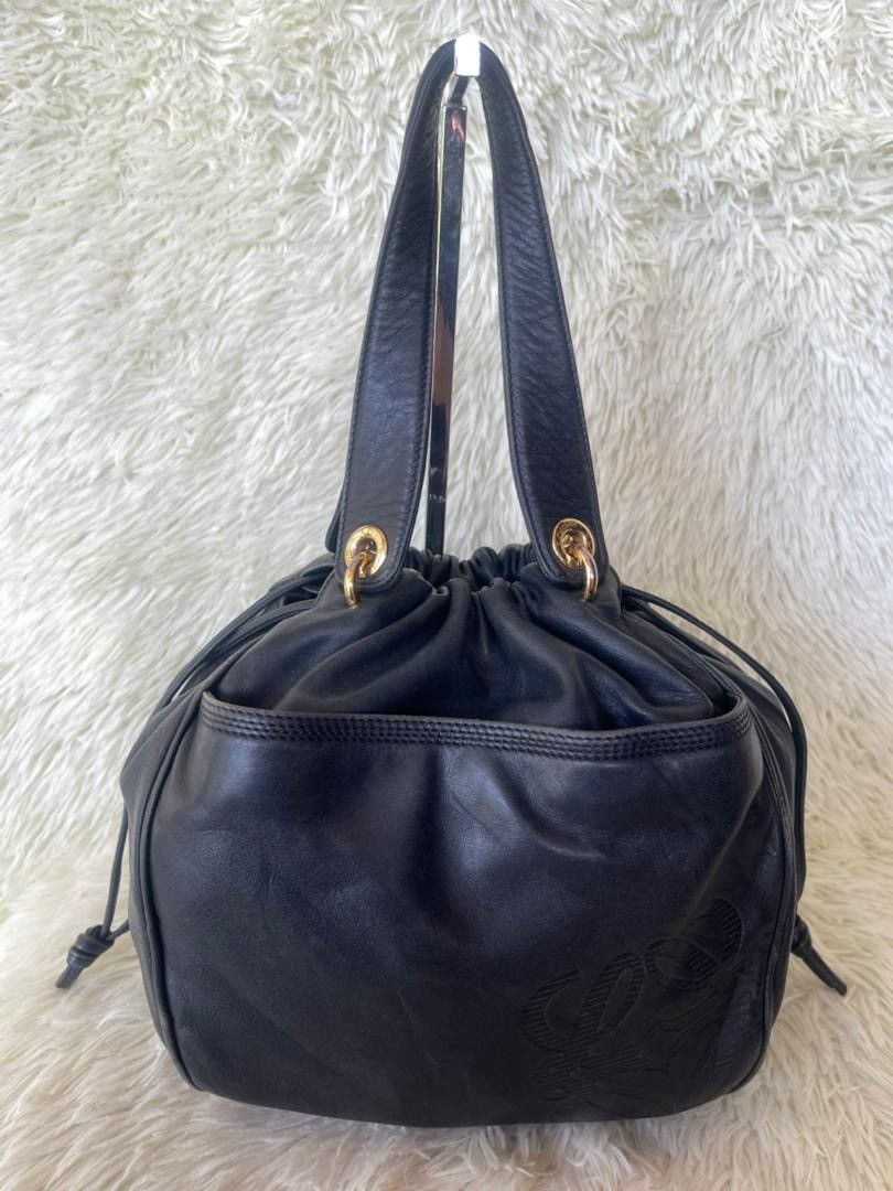 Loewe Loewe Anagram Leather Shoulder Bag Size ONE SIZE - 1 Thumbnail