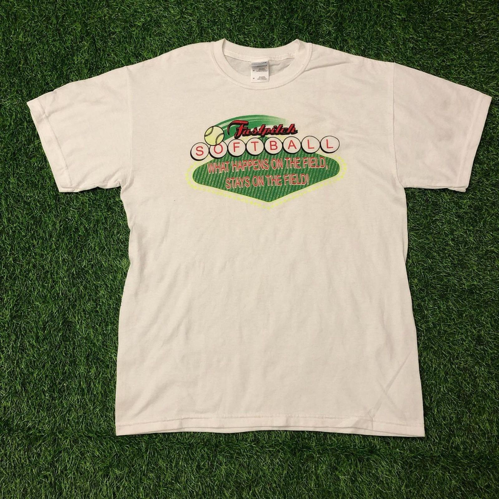 Gildan White Fastpitch Softball Graphic Quote Tee Size US M / EU 48-50 / 2 - 1 Thumbnail