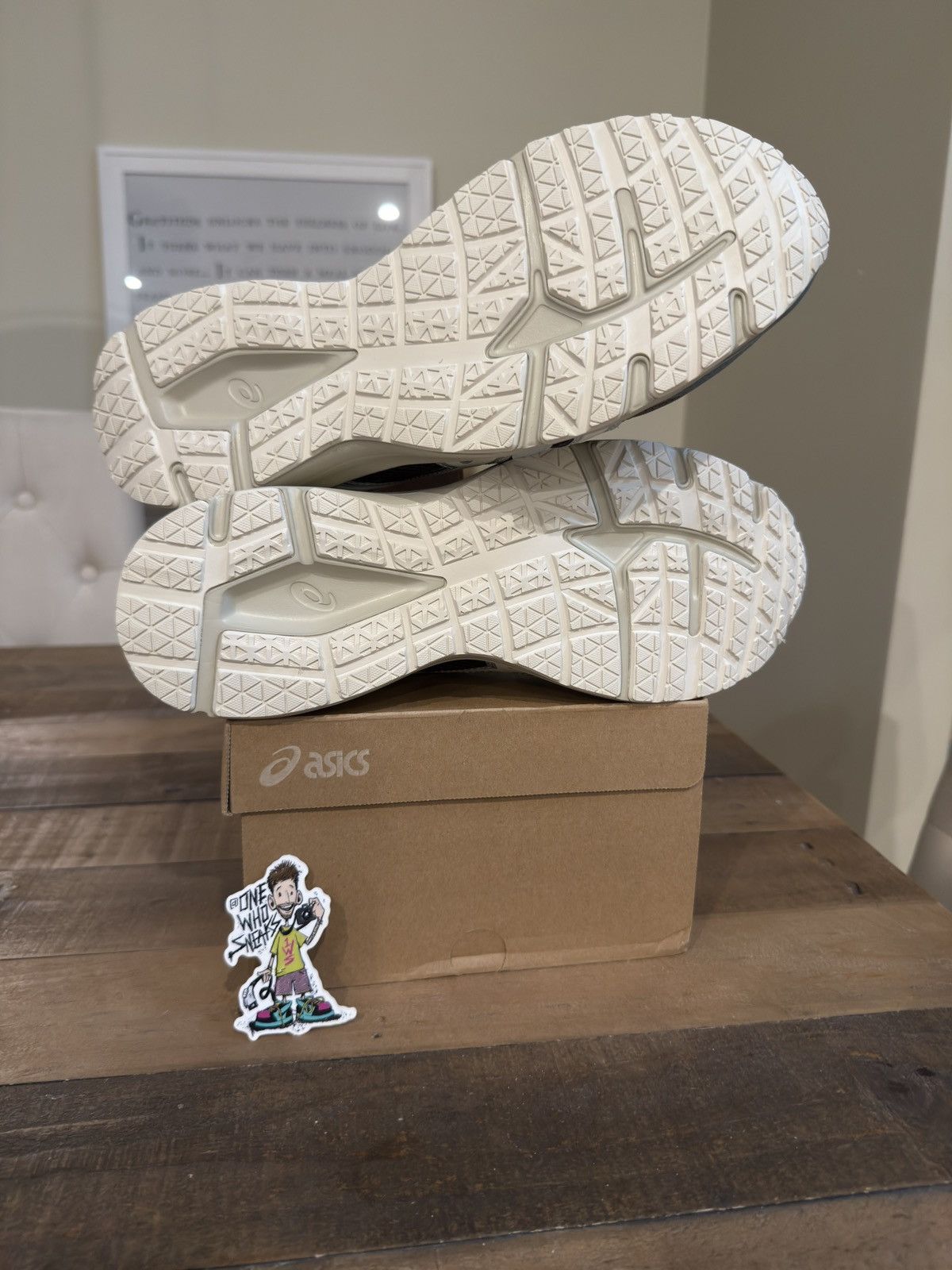 Asics Kith x Asics JOG 100S Size 12 Size US 12 / EU 45 - 17 Thumbnail