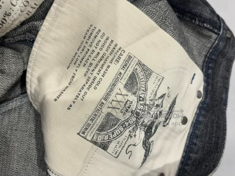 Neighborhood Neighborhood size L Jeans Size US 27 - 7 Thumbnail
