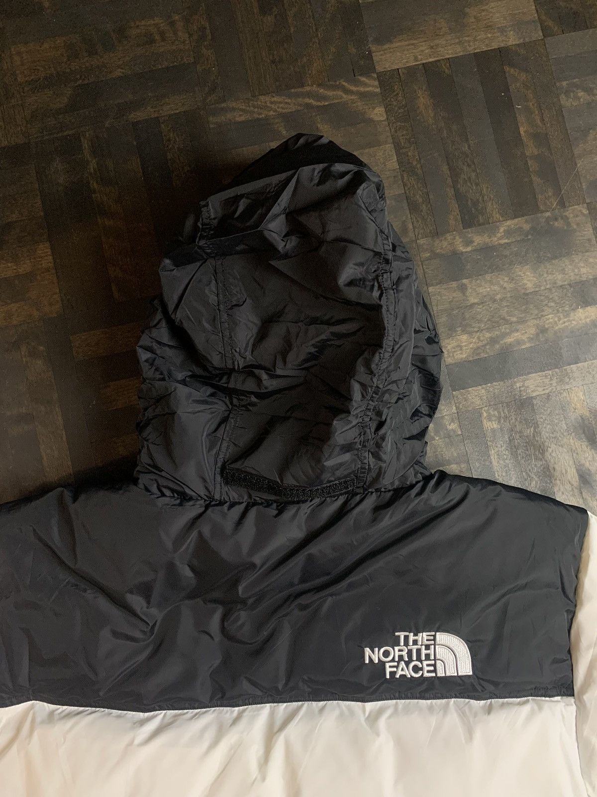 The North Face North Face Jacket 700 Nuptse white Size US M / EU 48-50 / 2 - 4 Thumbnail