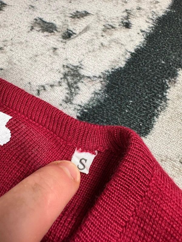 Vintage Vintage cardigan Aquascutum red S Size US M / EU 48-50 / 2 - 5 Thumbnail