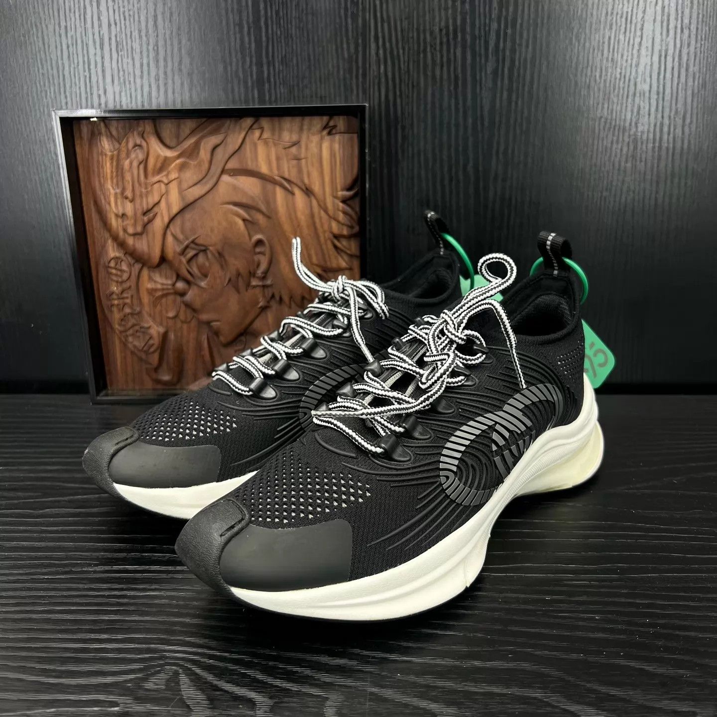 Gucci Gucci Run Black Sneakers Women's 37 New W/ Box Size US 6.5 / IT 36.5 - 1 Thumbnail