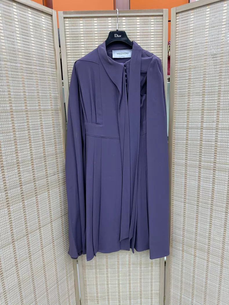 Valentino Valentino Purple cape dress Size XS / US 0-2 / IT 36-38 - 1 Thumbnail