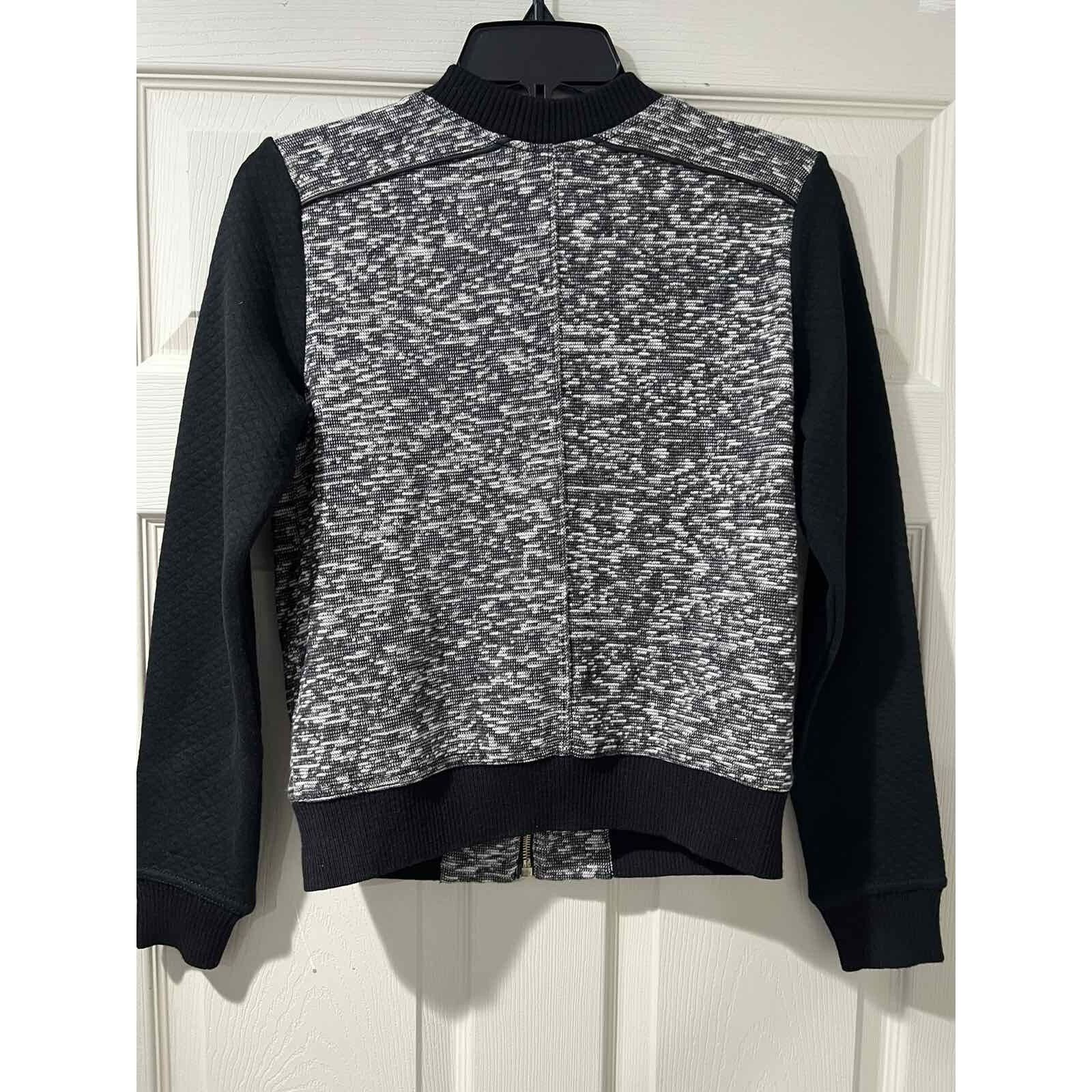 Club Monaco Club Monaco Wool Knit Bomber Jacket Zip Front XS A001623 Size XS / US 0-2 / IT 36-38 - 3 Thumbnail