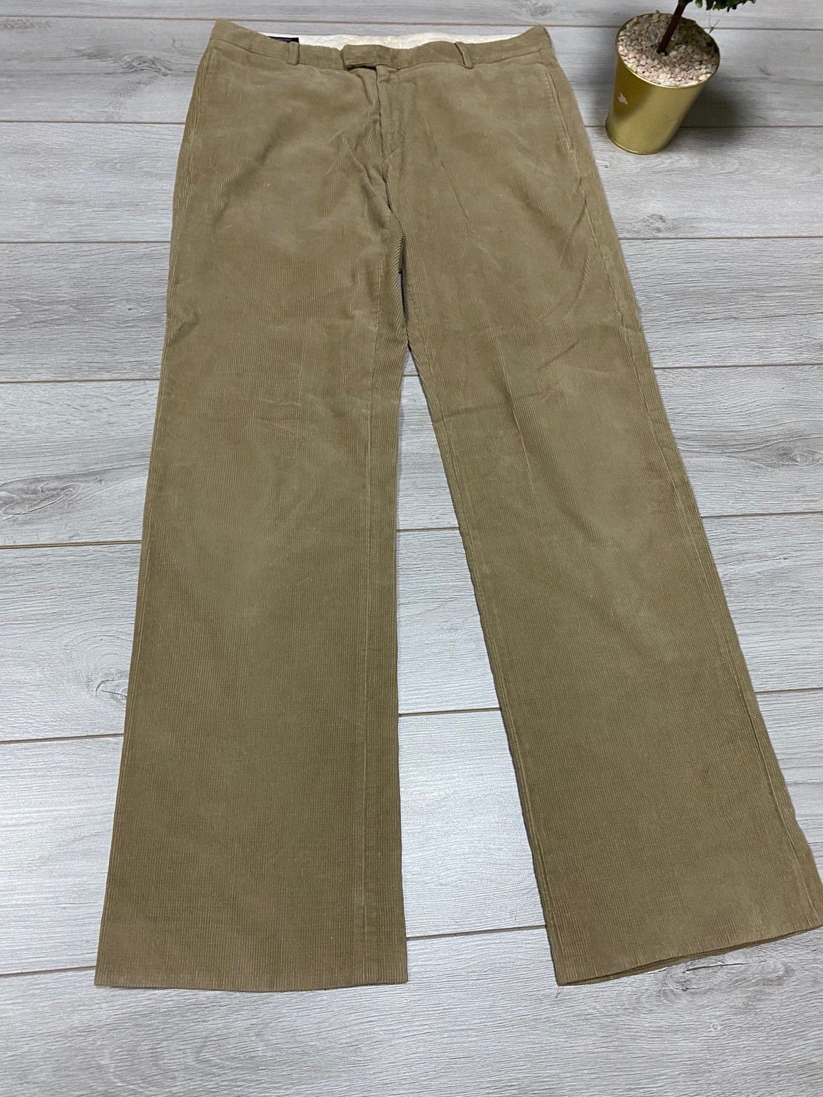 Burberry Burberry Italy vintage corduroy small logo pants Size US 36 / EU 52 - 2 Thumbnail