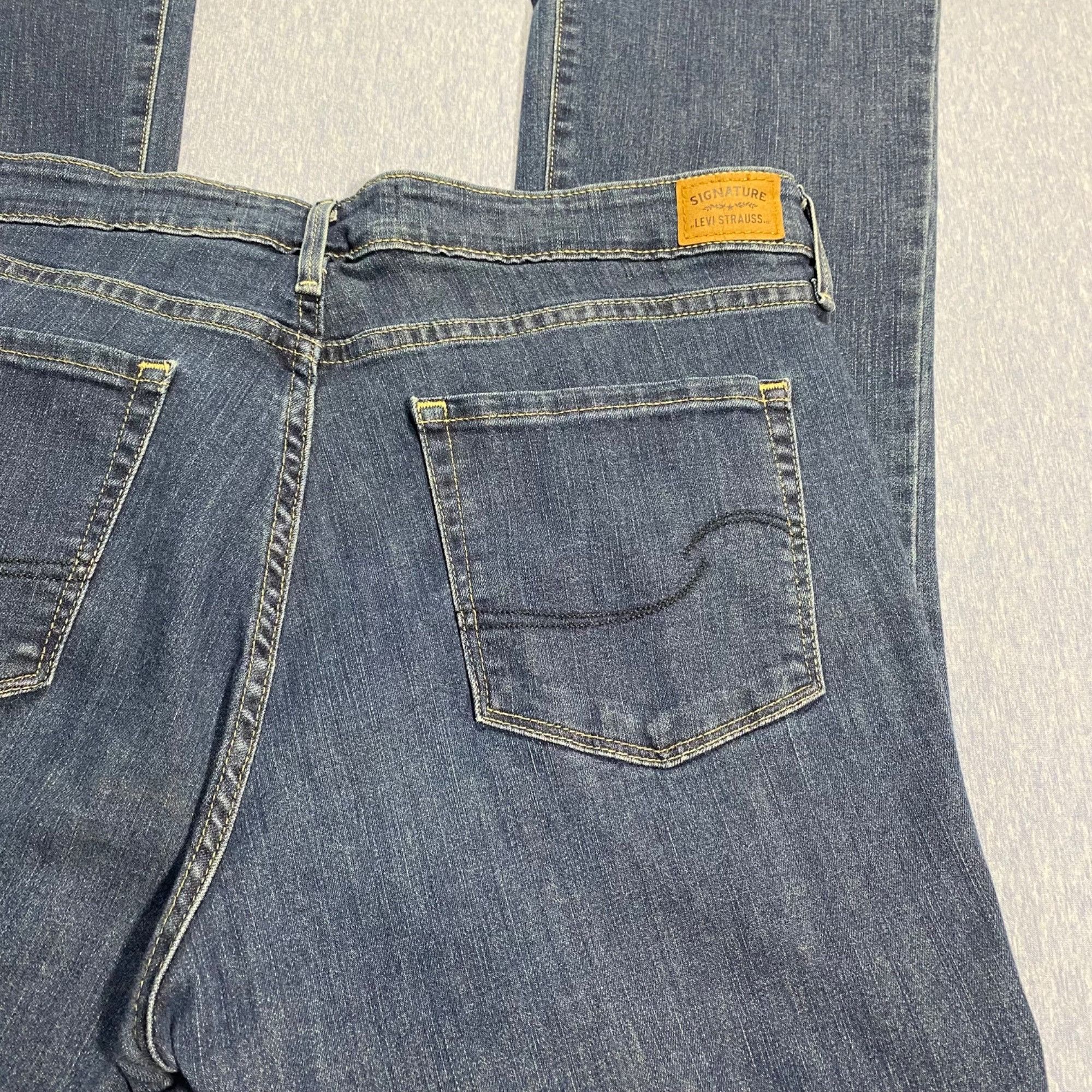 Levi's Mid Rise Bootcut Jeans - Signature By Levi Strauss & Co. Size 34" / US 12 / IT 48 - 10 Thumbnail