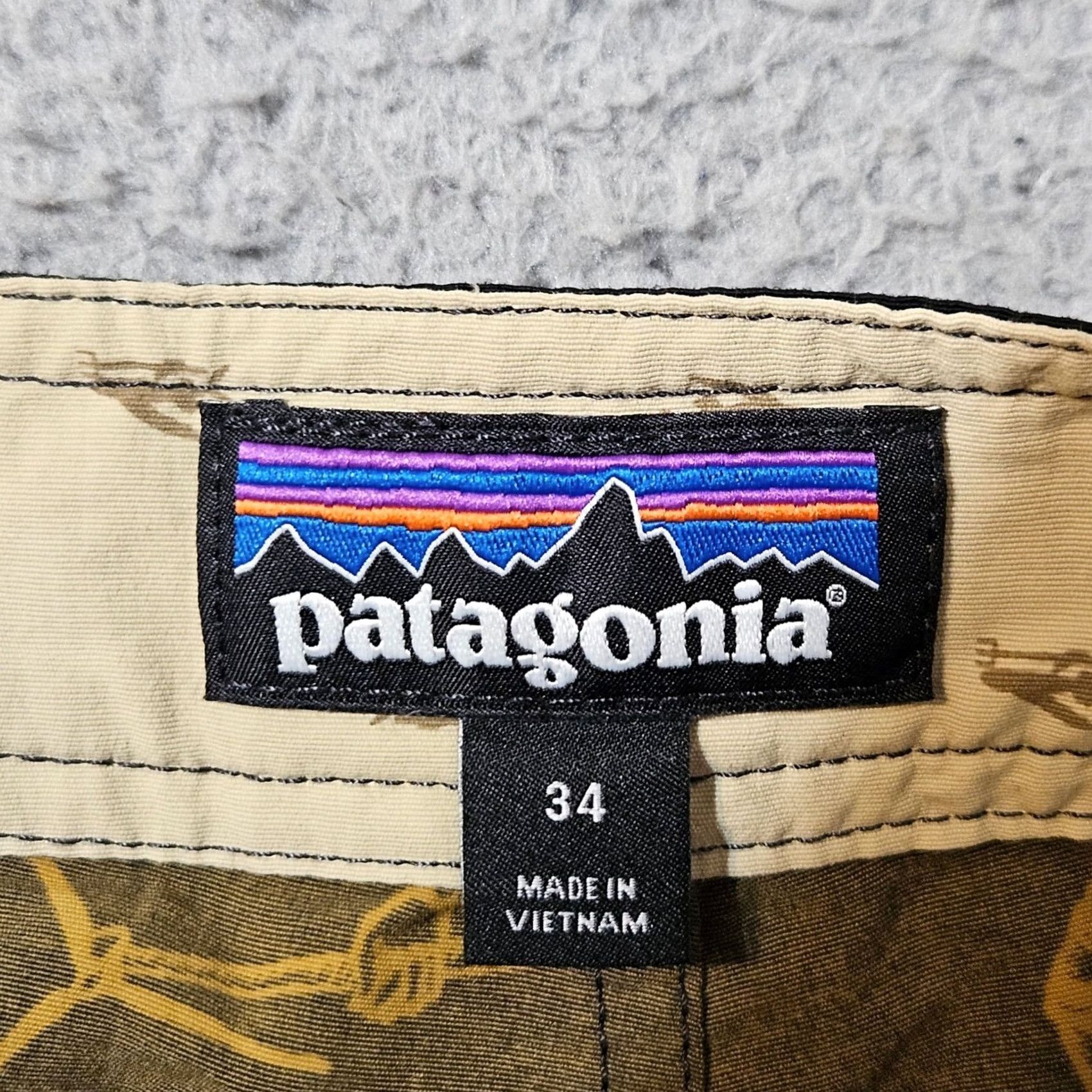 Patagonia Patagonia Boardshorts Mens 34 Wavefarer Bottom Regular 19" Black Yellow Solid Mens Size US 34 / EU 50 - 4 Thumbnail