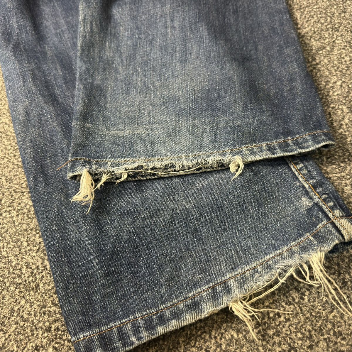 Levi's Vintage Clothing 🔥🇯🇵 Vintage 90s Levis 512 Distressed Flared Baggy Denim Jeans Size US 31 - 10 Thumbnail