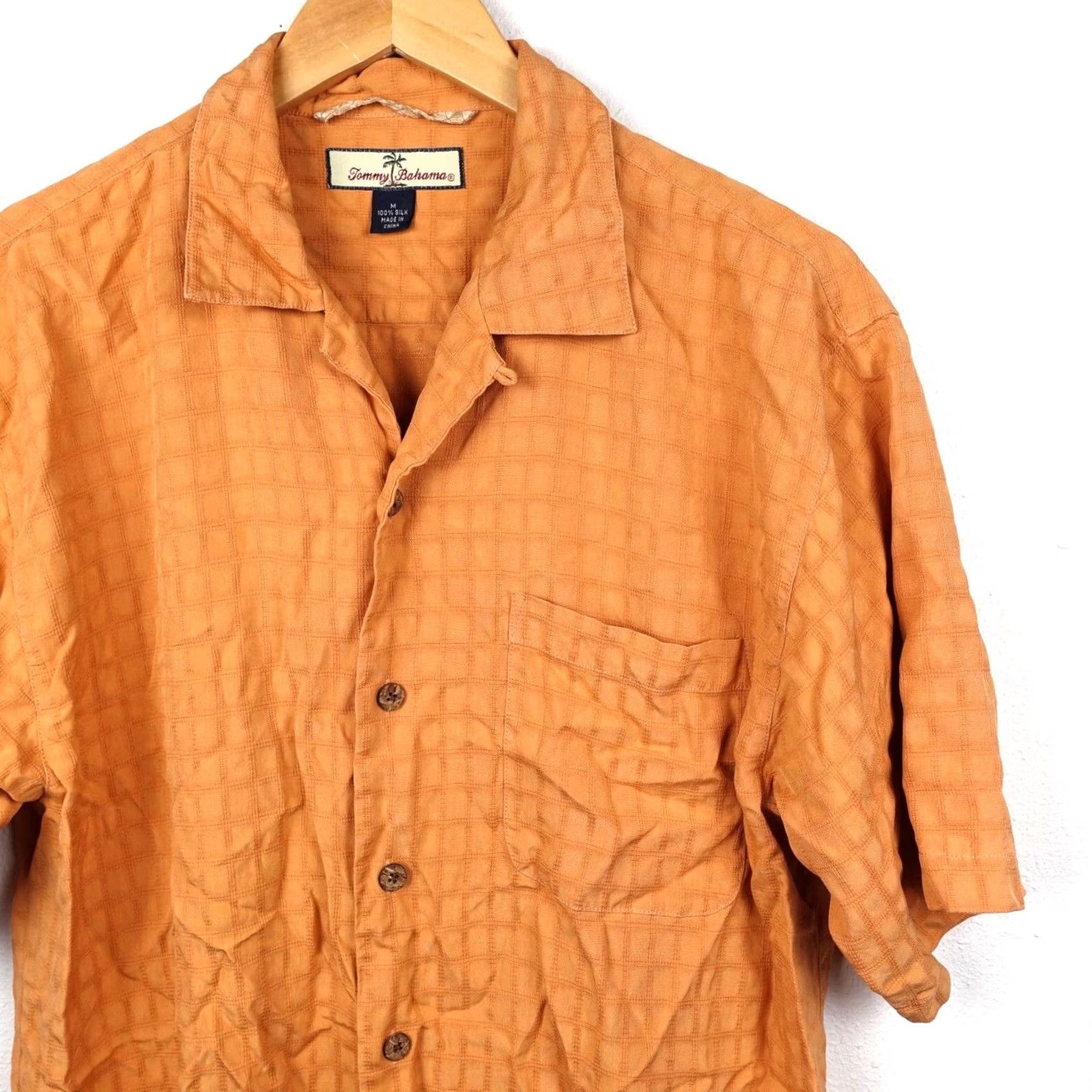 Tommy Bahama Tommy Bahama Button-Up Shirt Men’s Orange Short Sleeve M Silk Hawaiian Aloha Beach Shirt, Silky Summer Casual Shirt Mens M Size US M / EU 48-50 / 2 - 2 Thumbnail