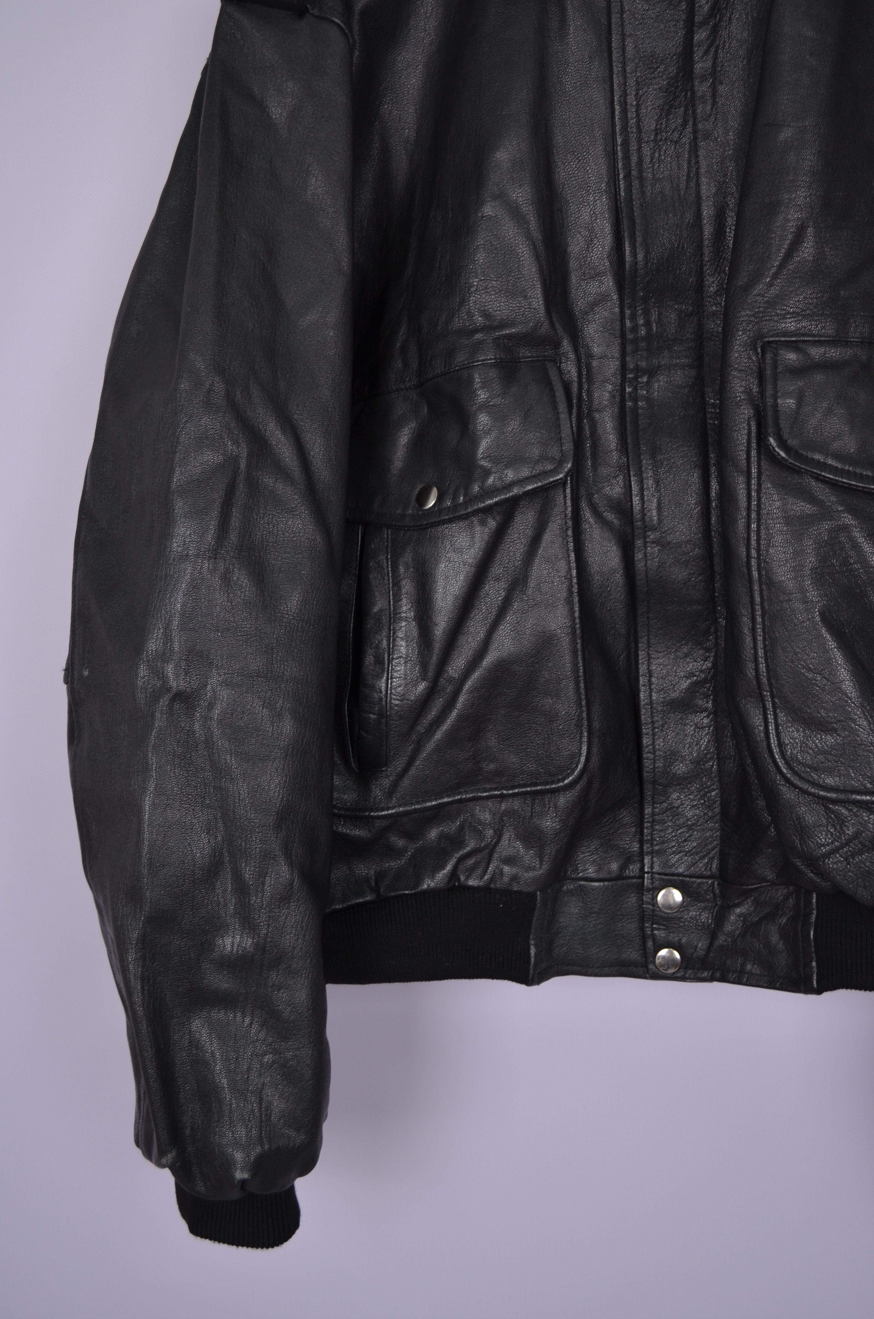 Vintage Vintage Leather Bomber Jacket Black Size XXL US Army Size US XXL / EU 58 / 5 - 5 Thumbnail