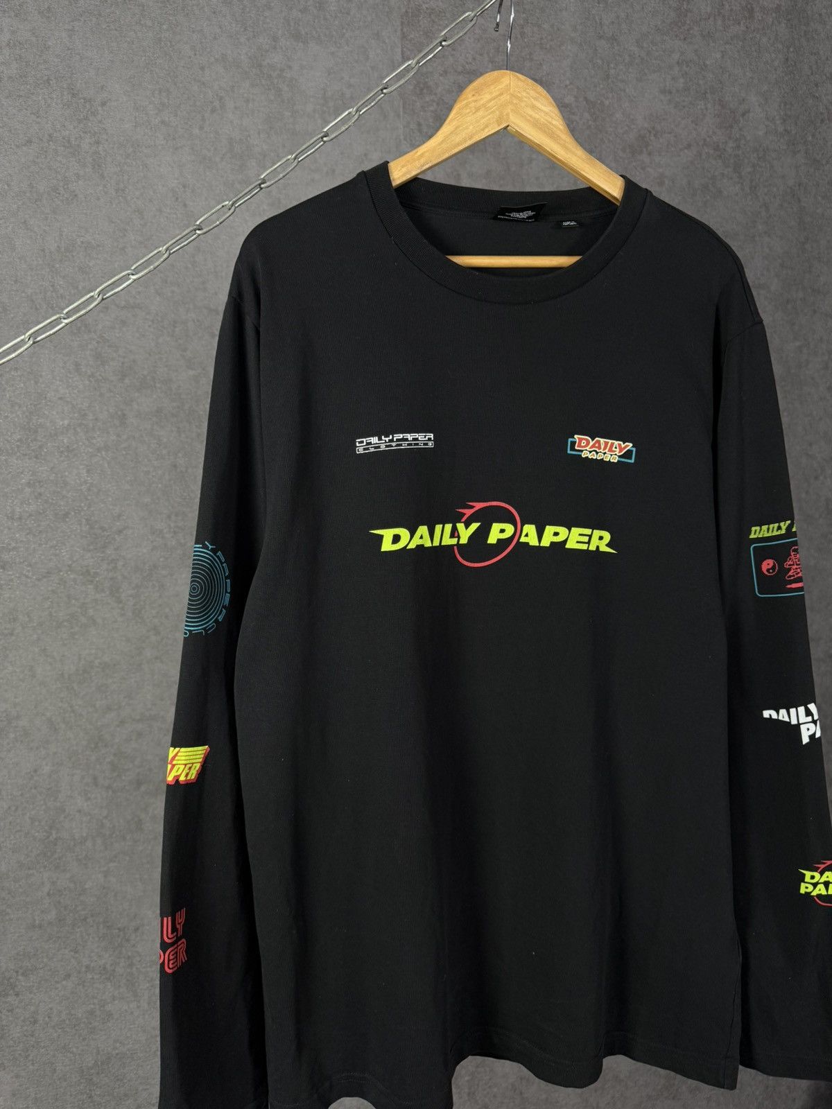 Daily Paper Daily Paper designer streetwear Y2K overprinted longsleeve Size US XL / EU 56 / 4 - 3 Thumbnail