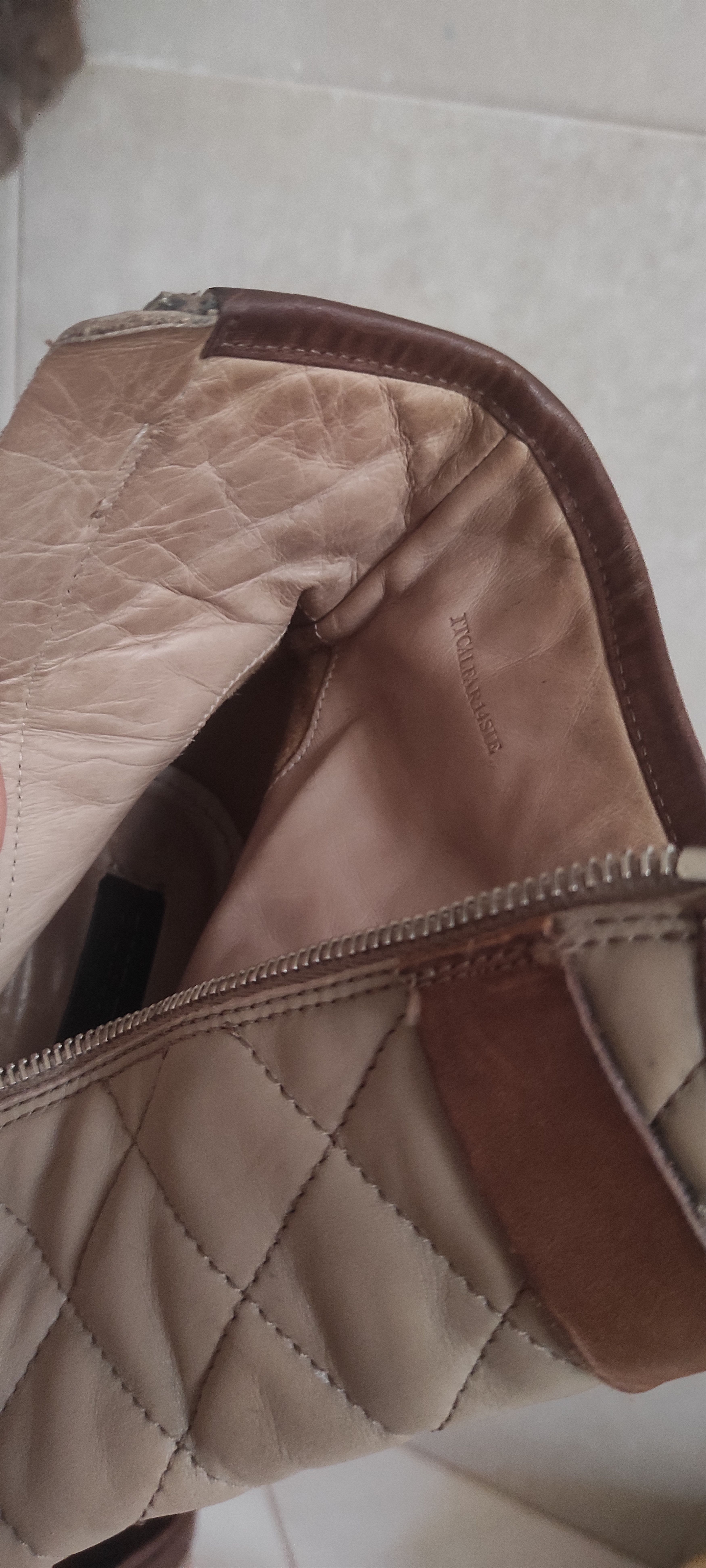 Burberry Burberry Brit Beverley Ankle Bootie Brown Quilted Sz Eur 40 Size US 8.5 / IT 38.5 - 25 Thumbnail