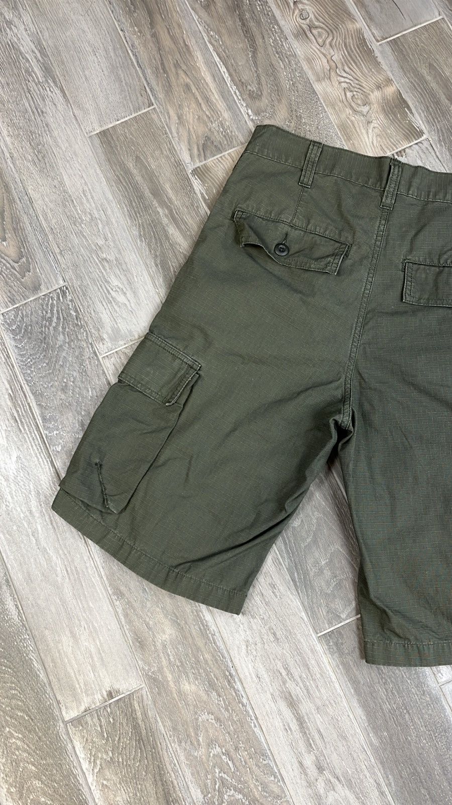 Carhartt × Carhartt Wip Hype Cargo Carhartt millitary short Size US 29 - 4 Thumbnail