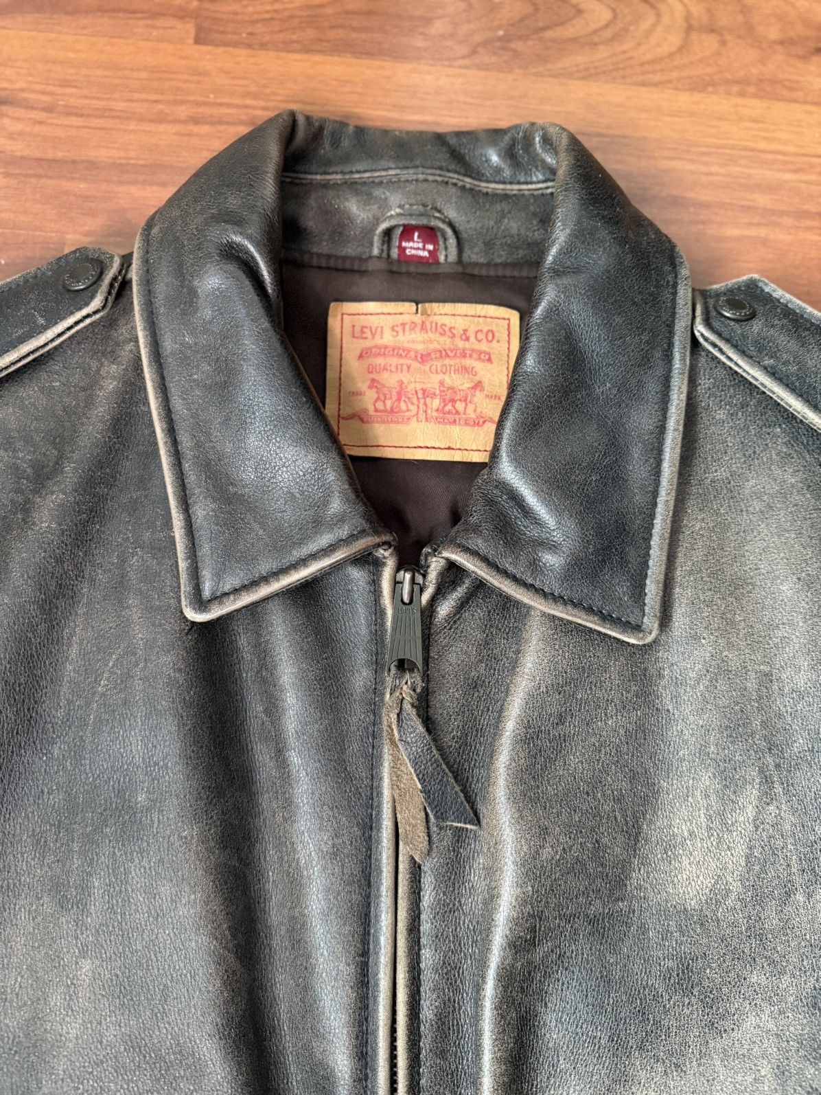 Levi's Vintage Clothing LEVI’S DiSTRESSED LEATHER AVIATOR JACKET Size US L / EU 52-54 / 3 - 7 Thumbnail