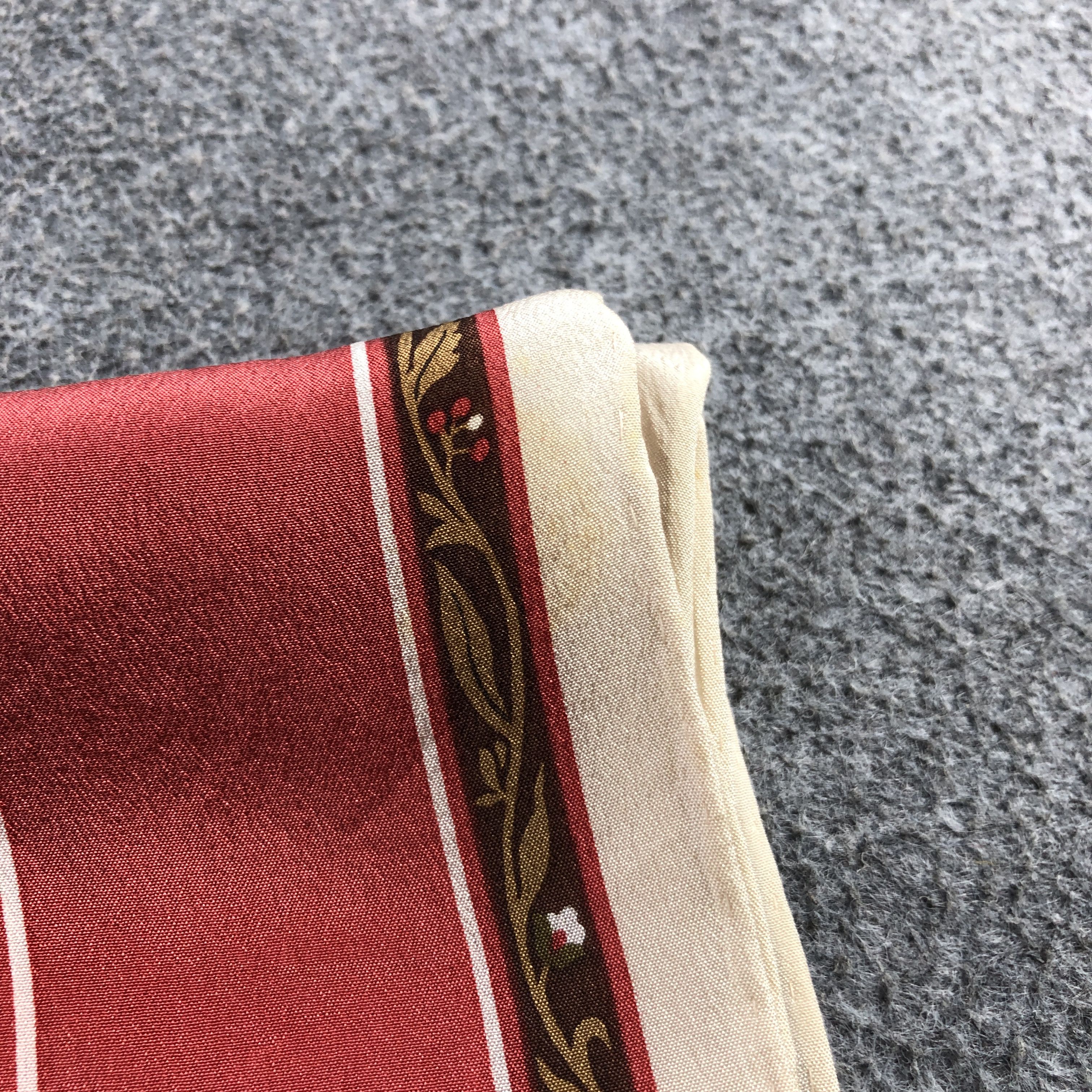 Pierre Balmain Pierre Balmain Paisley Hand Rolled Silk Scarf M1236 Size ONE SIZE - 6 Thumbnail