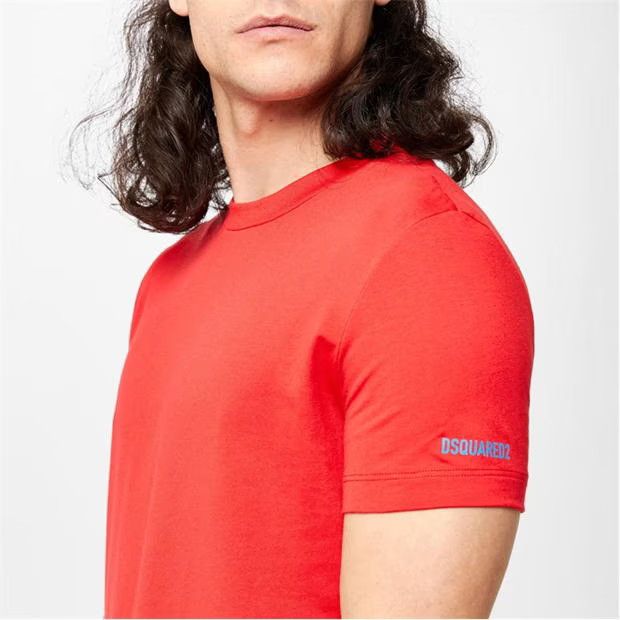Dsquared2 o1g2r1mq0424 T-Shirts in Red Size US XS / EU 42 / 0 - 3 Thumbnail