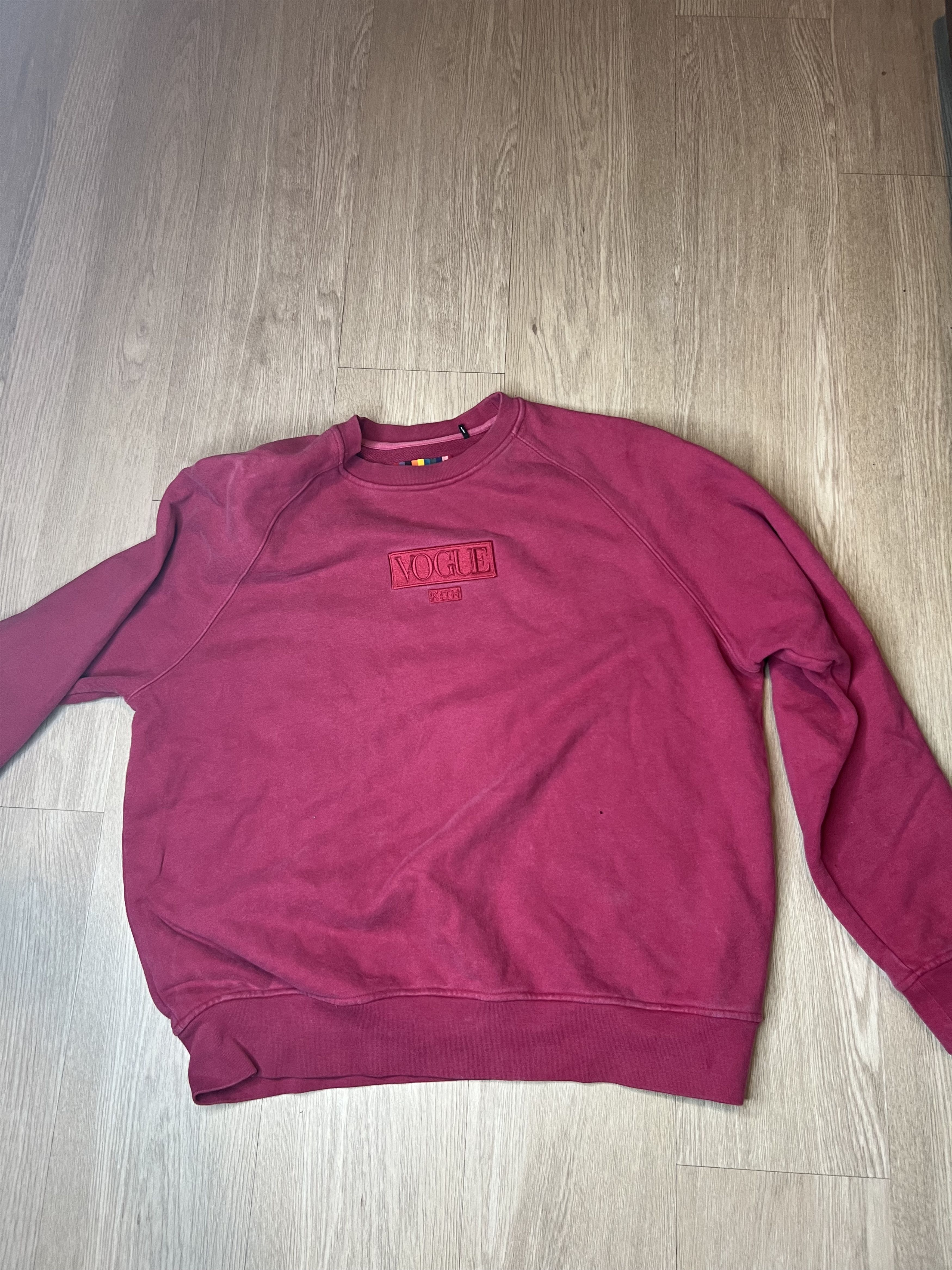 Kith × Vogue Kith x Vogue 125th Anniversary Crewneck, Pink Size US M / EU 48-50 / 2 - 5 Thumbnail