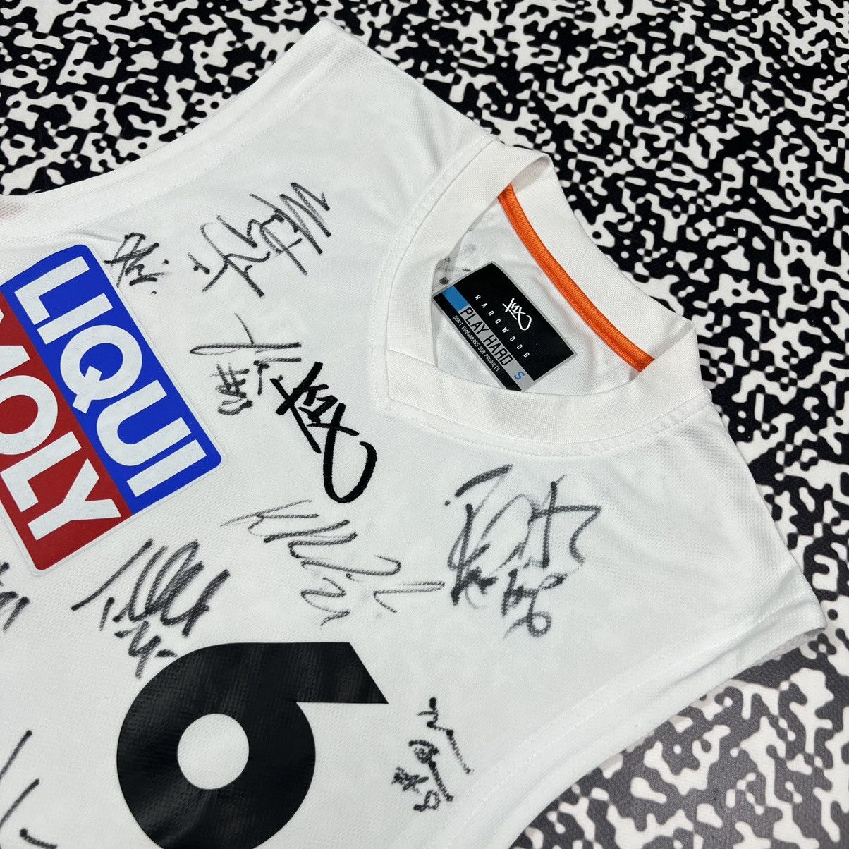 K1X Ratiopharm Ulm Jonas Signed Full Team Rare Basketball Jersey Size US S / EU 44-46 / 1 - 10 Thumbnail