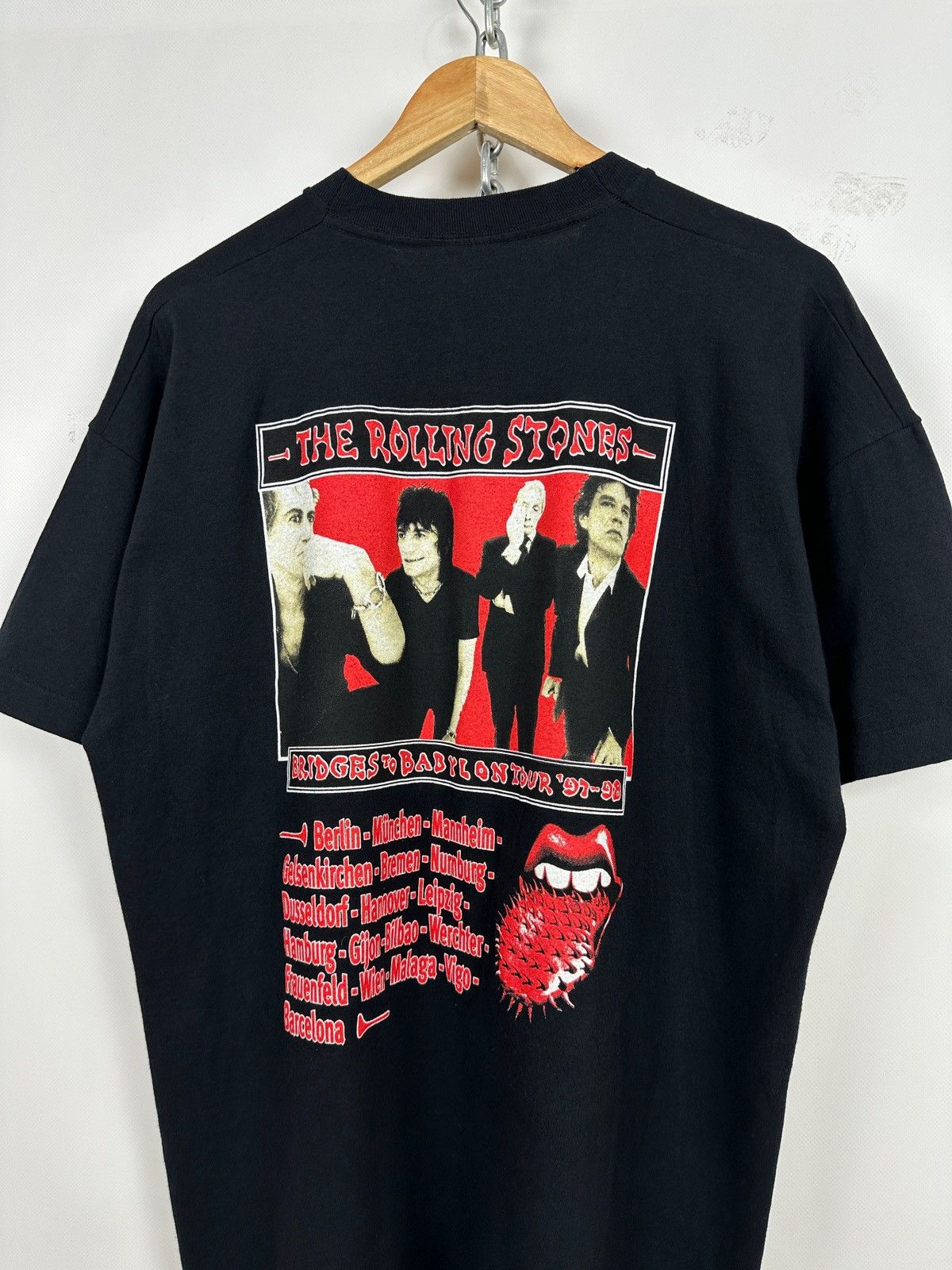 Band Tees 1997/98 Vintage The Rolling Stones Bridges To Babylon Shirt Size US XL / EU 56 / 4 - 18 Thumbnail