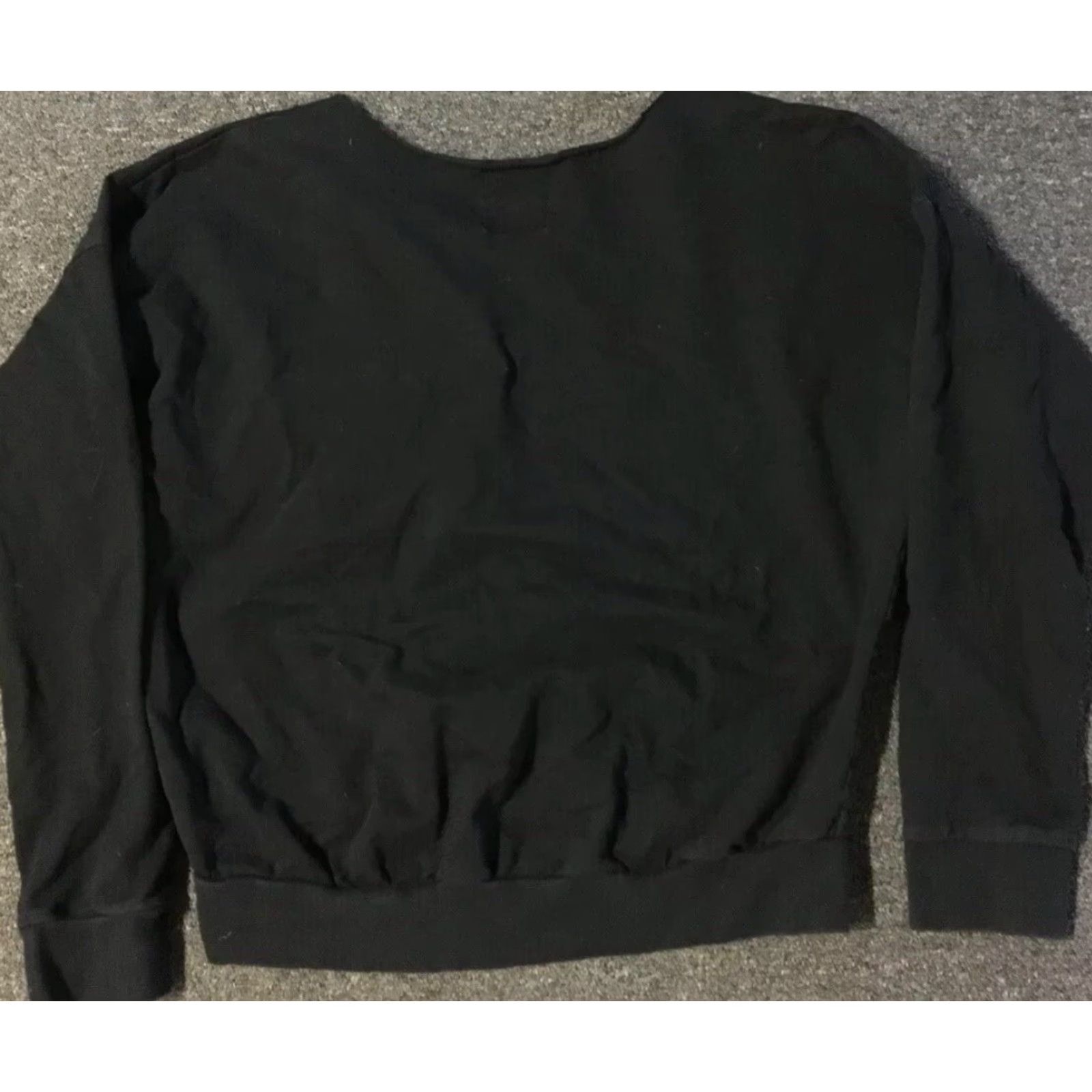 Vintage VINTAGE Women’s Friends TV Show Cropped Sweater M 90s Central Perk Black Logo Shirt Womens Size M / US 6-8 / IT 42-44 - 6 Thumbnail