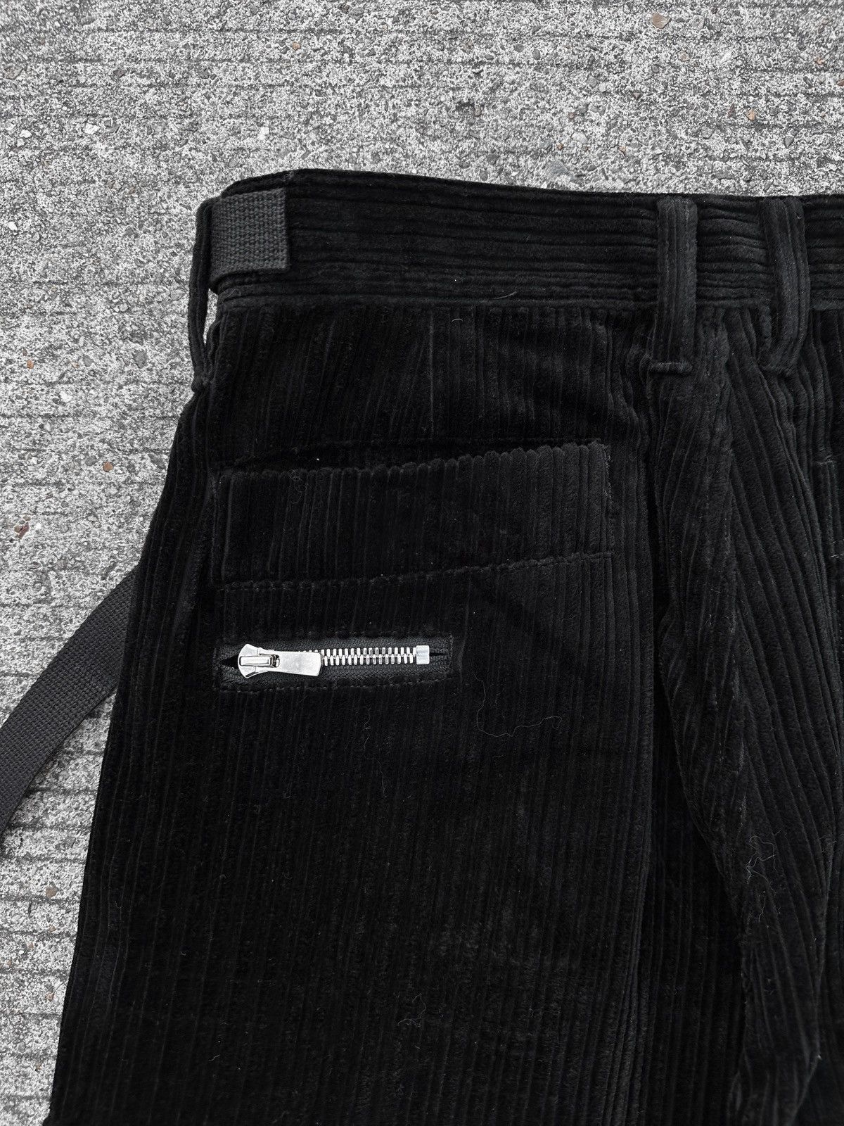 Japanese Brand × SHAREEF Shareef Black Corduroy Bondage Cargo Pants Size US 30 / EU 46 - 10 Thumbnail