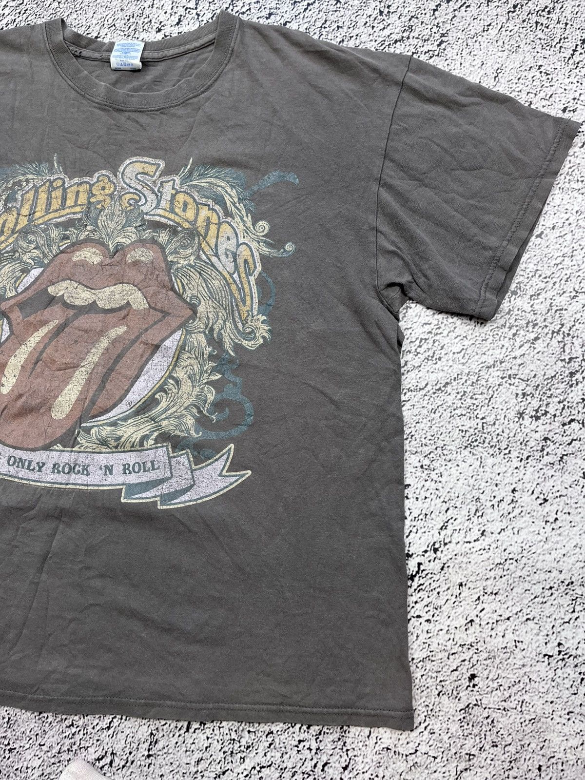 Band Tees Vintage Faded Rolling Stones Logo faded tee size XL Size US XL / EU 56 / 4 - 4 Thumbnail